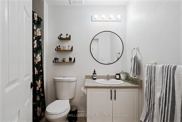 Additional property image - 262 Dundas St Unit 106