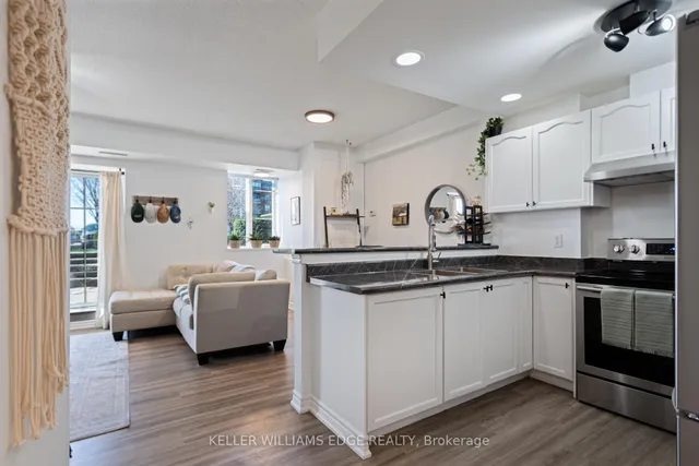 Additional property image - 262 Dundas St Unit 106