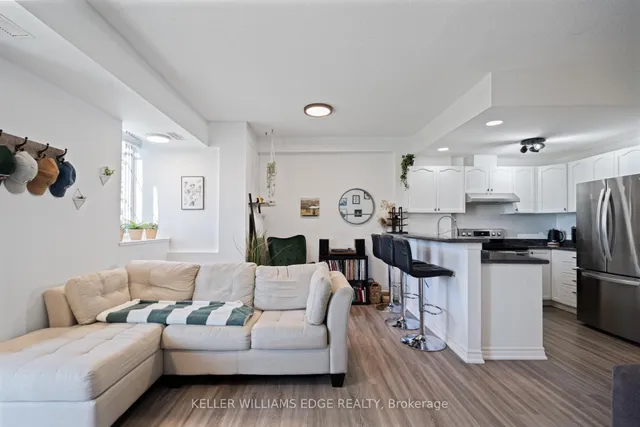 Additional property image - 262 Dundas St Unit 106