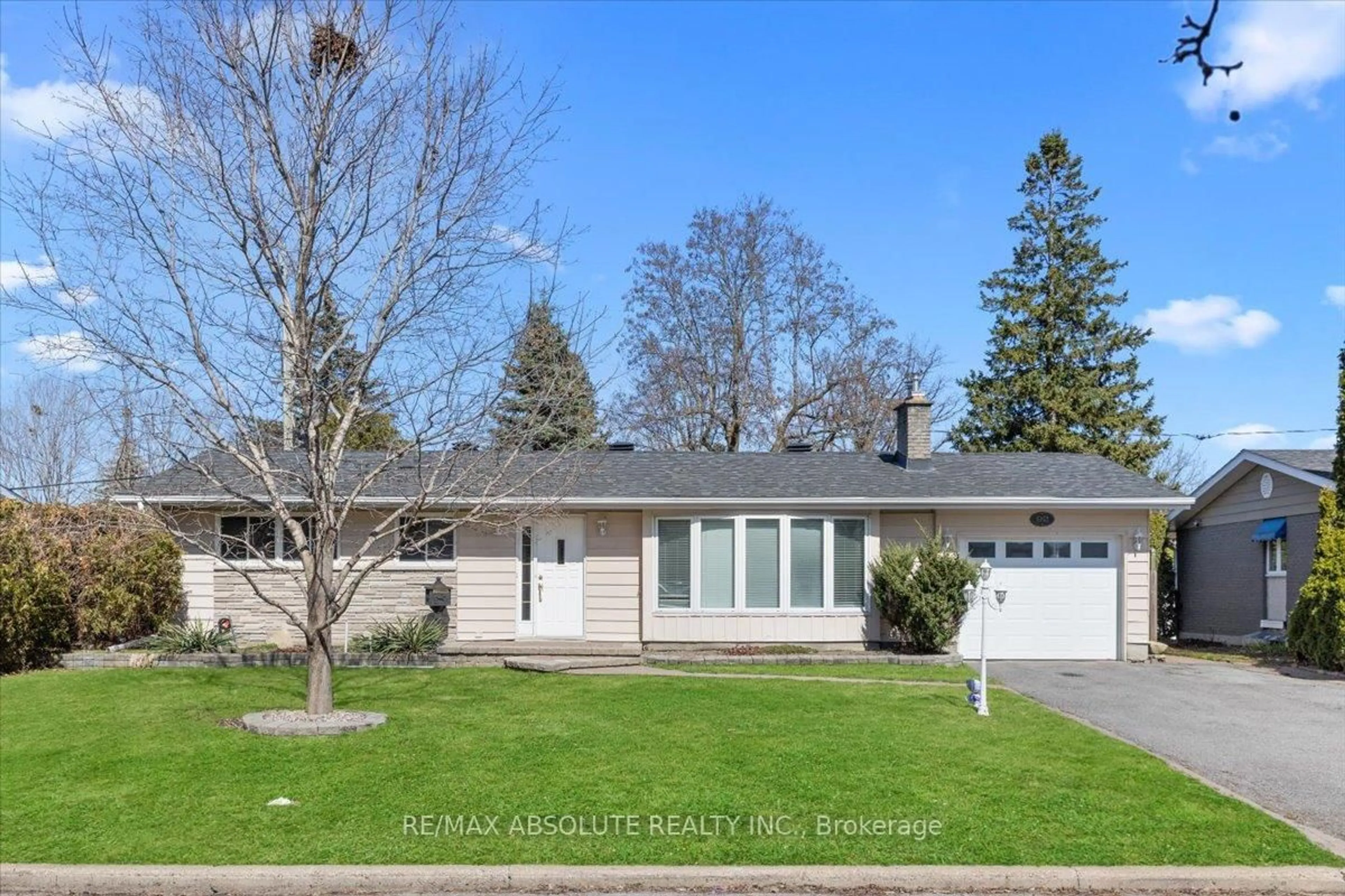 Unknown for 92 Cleadon Dr, Ottawa Ontario K2H 5P3