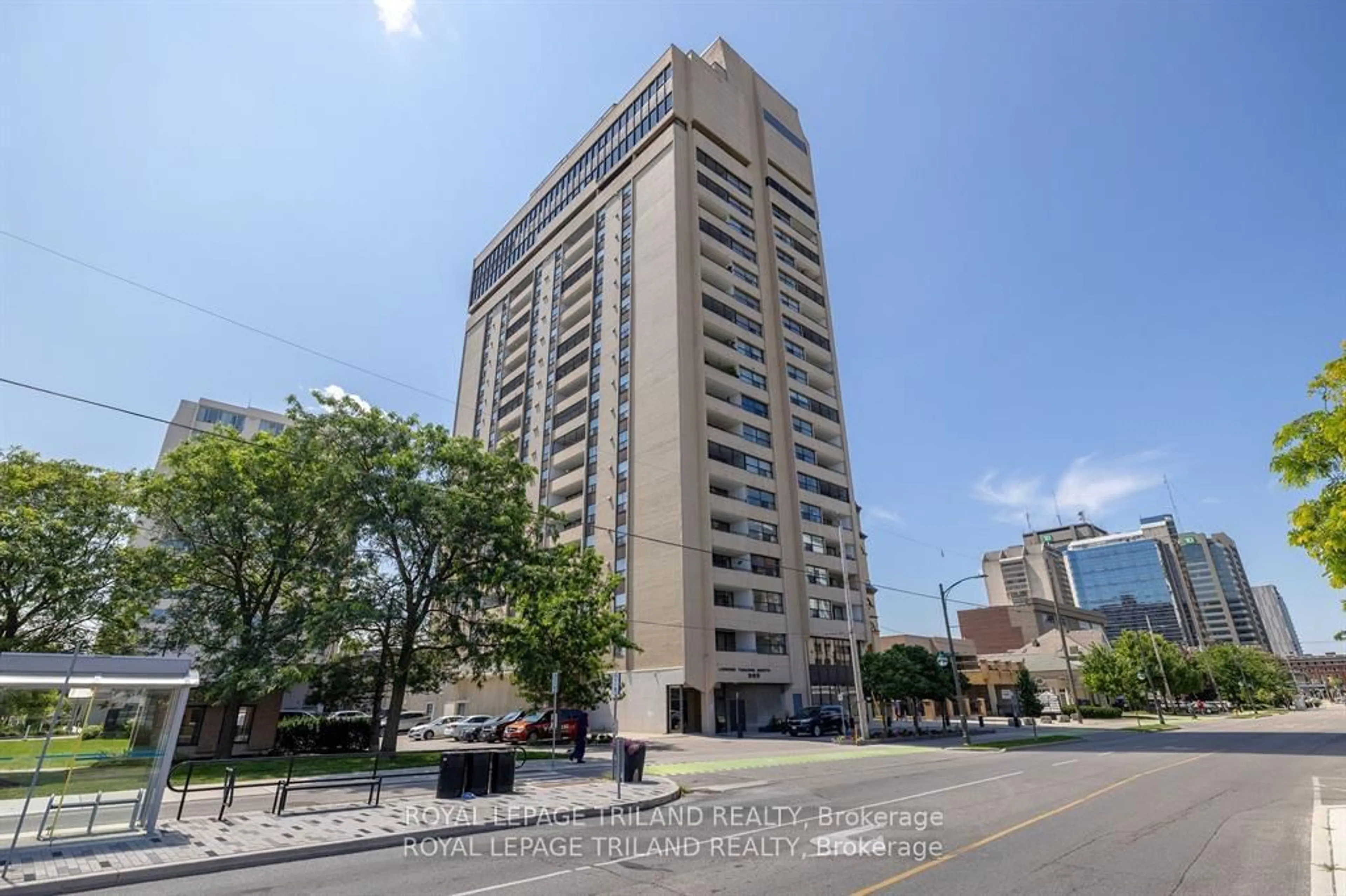 Unknown for 389 DUNDAS St #2302, London East Ontario N6B 3L5