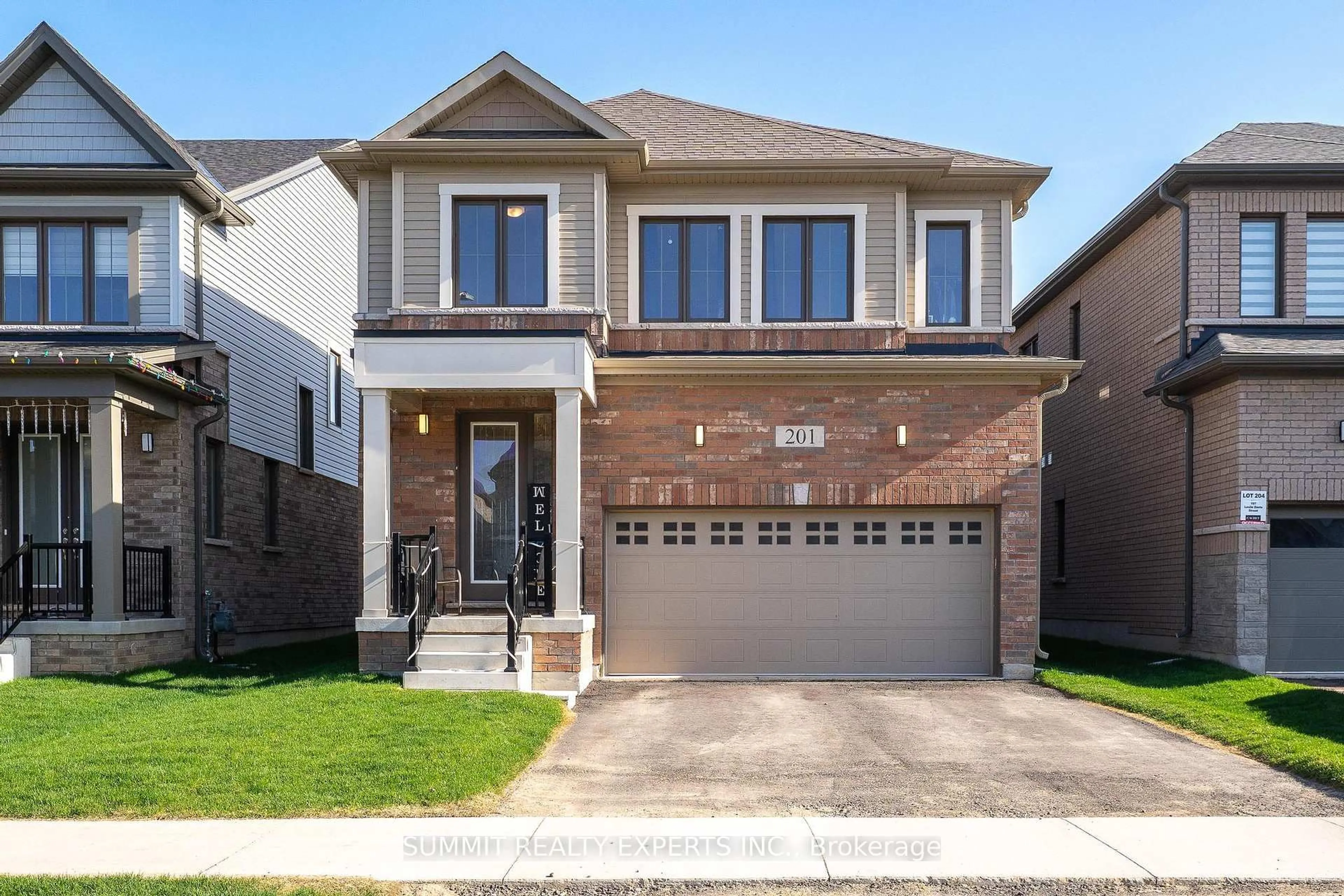 Home with brick exterior material, street for 201 Leslie Davis St, North Dumfries Ontario N0B 1E0