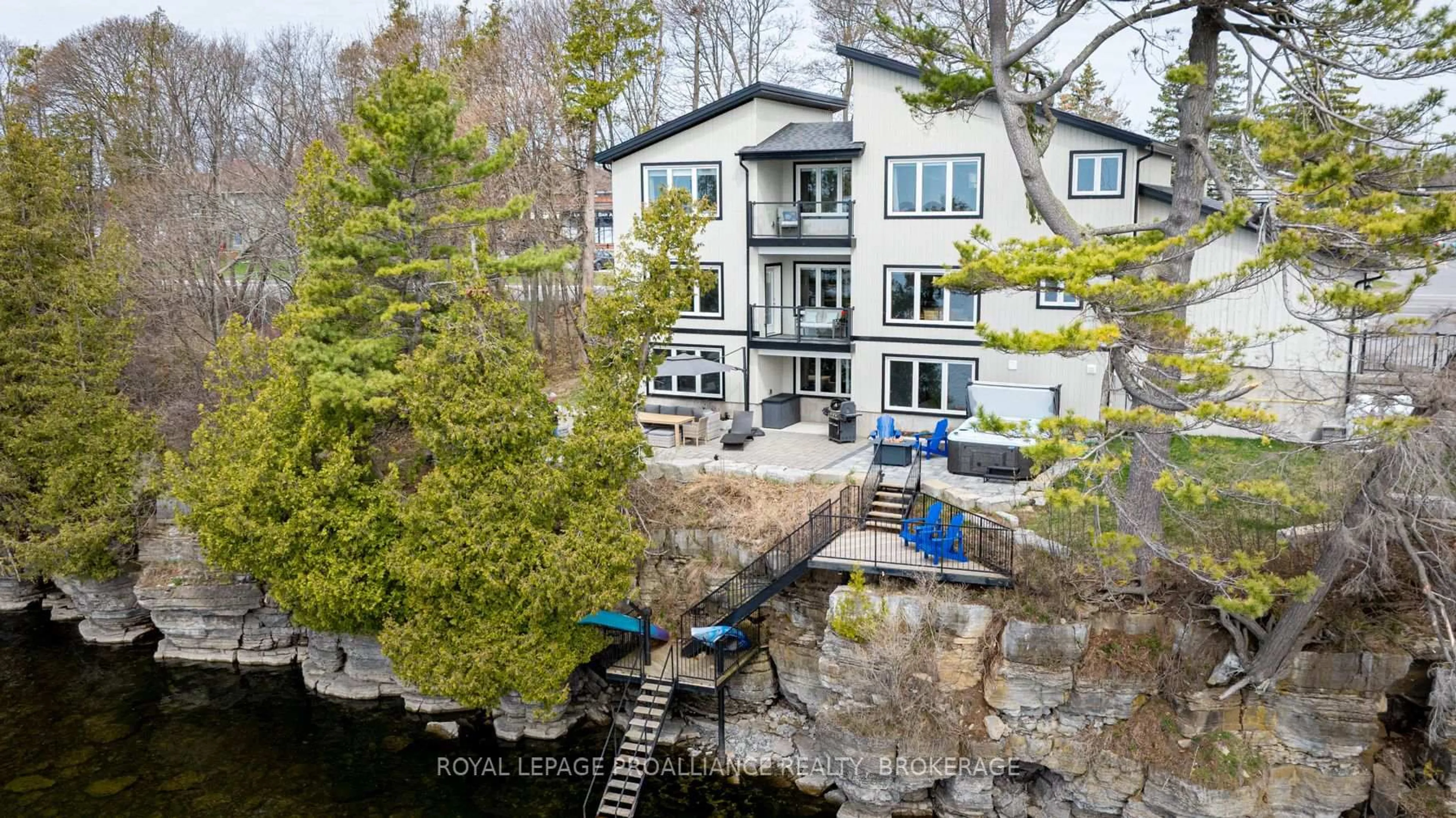 A pic from outside/outdoor area/front of a property/back of a property/a pic from drone, water/lake/river/ocean view for 4506 Bath Rd, Loyalist Ontario K7N 1A7