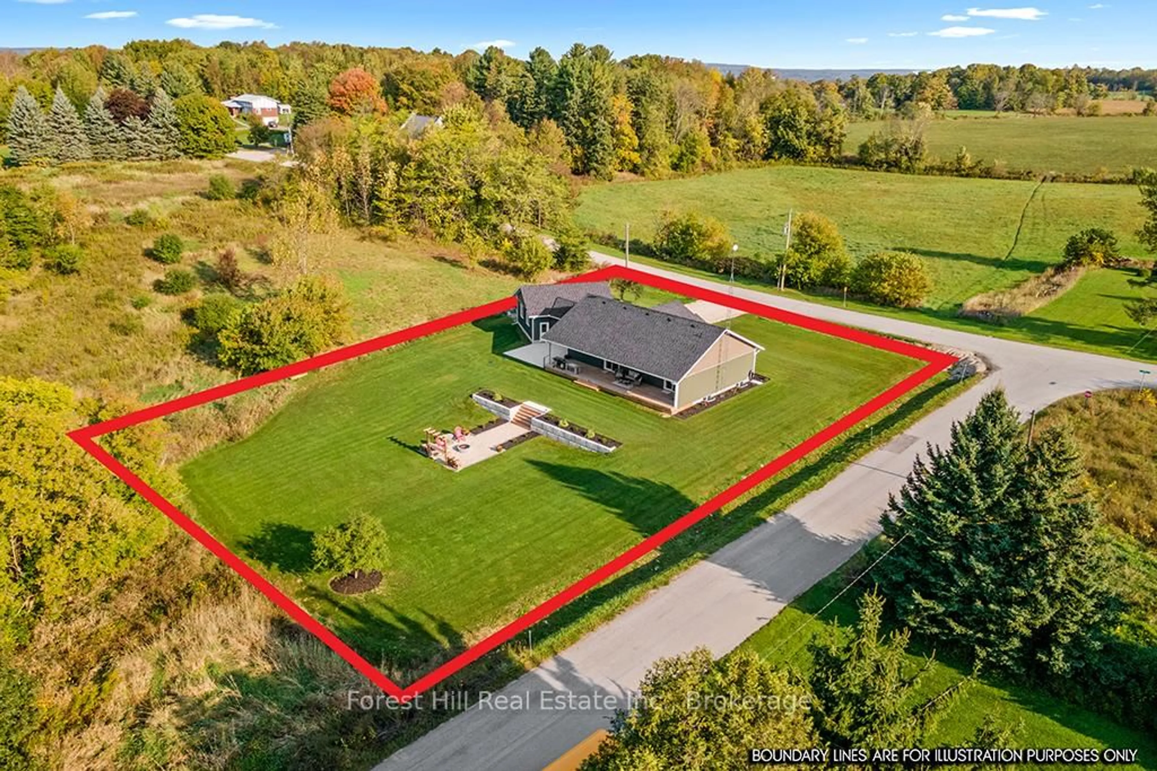 A pic from outside/outdoor area/front of a property/back of a property/a pic from drone, unknown for 182 Alma St, Chatsworth Ontario N0H 2S0