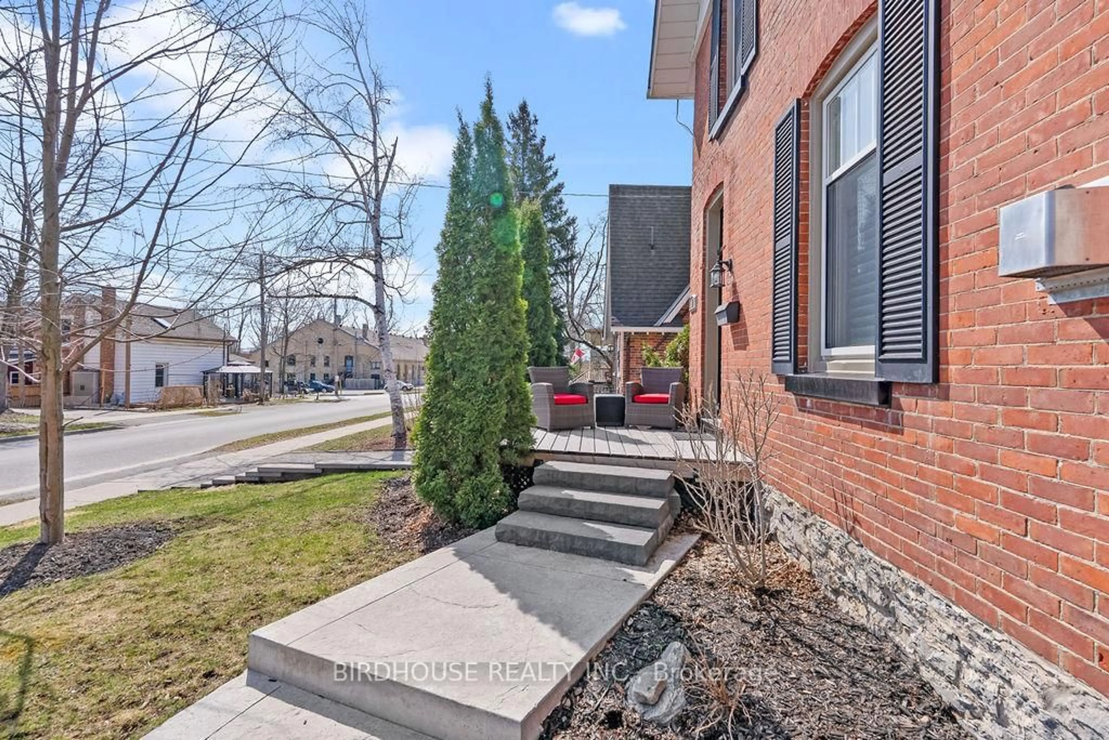 Home with brick exterior material, street for 21 Sussex St, Kawartha Lakes Ontario K9V 4H3