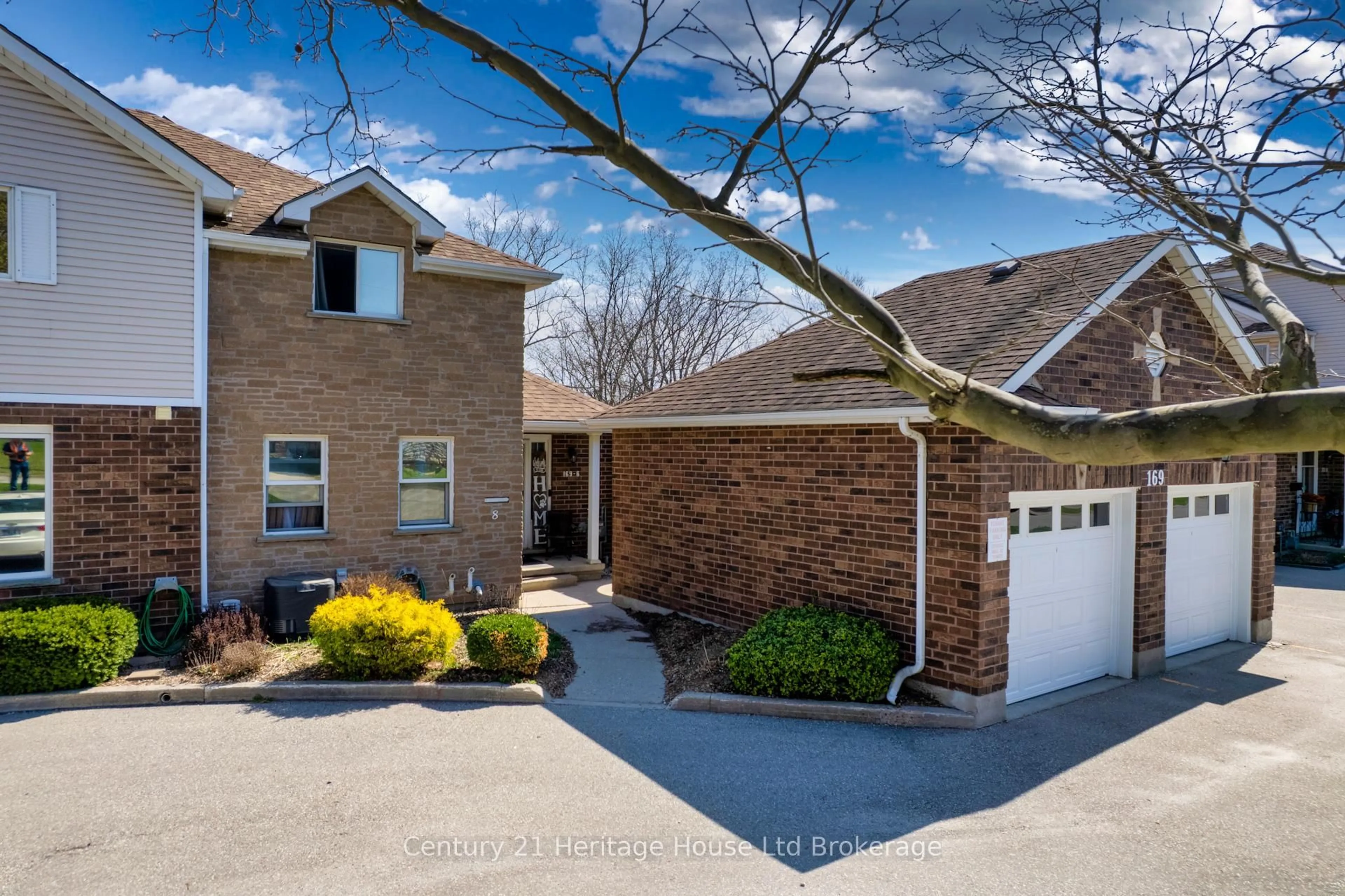 Home with brick exterior material, street for 169 Bond St #6, Ingersoll Ontario N5C 4C2