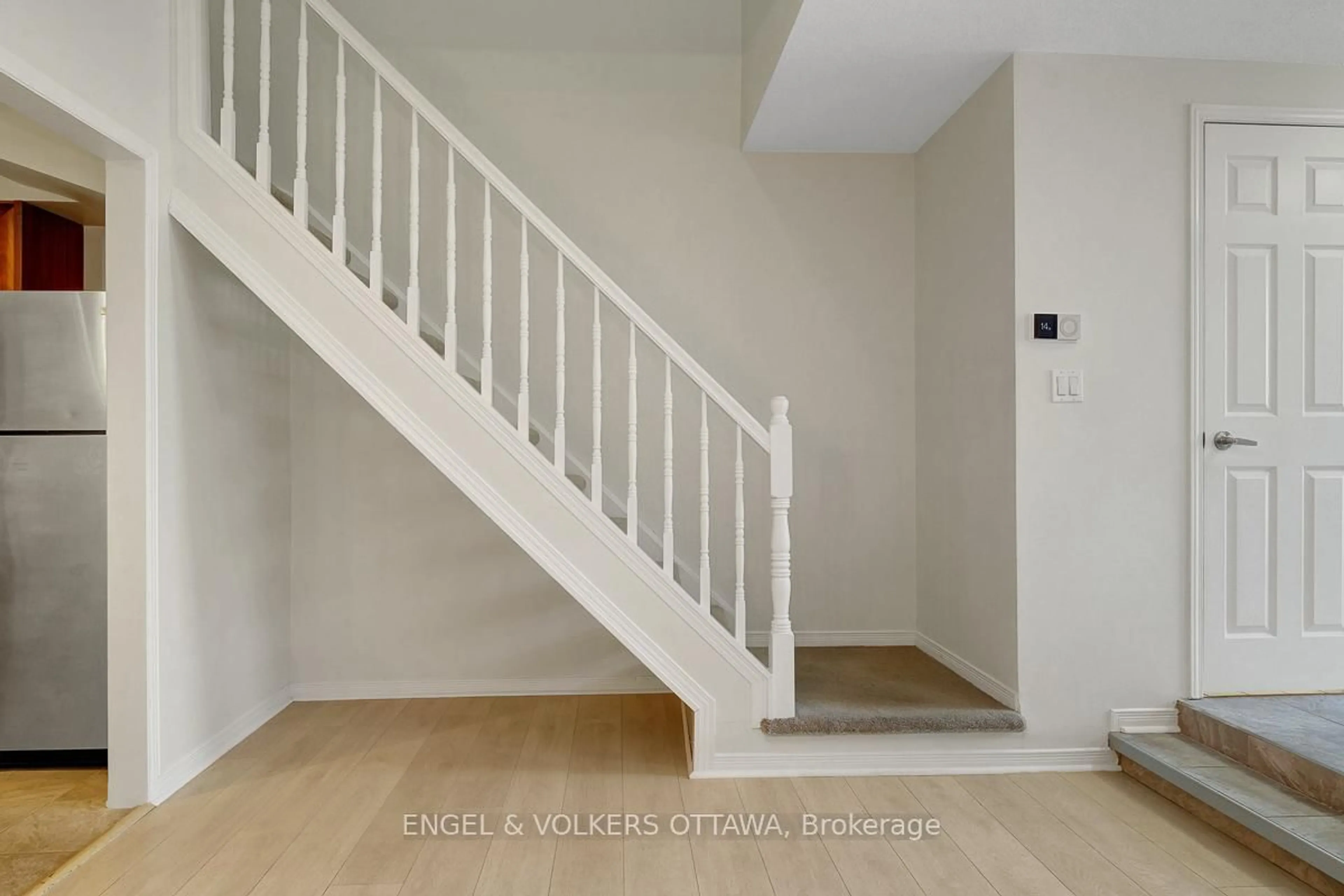 Stairs for 62 Donald St #105A, Ottawa Ontario K1K 1N2