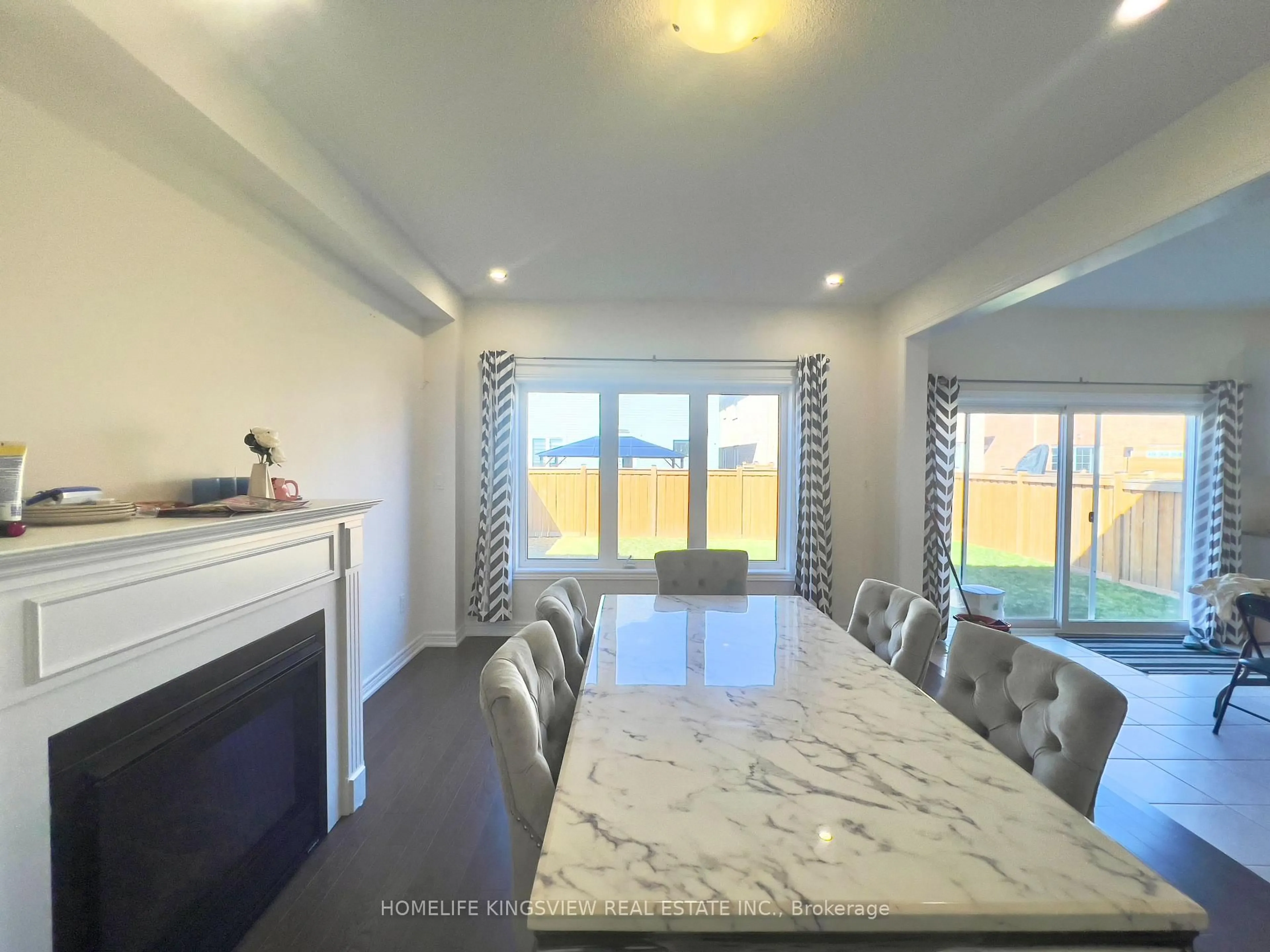 Dining room, ceramic/tile floor for 708 Gilmour Cres, Shelburne Ontario L9V 3X3