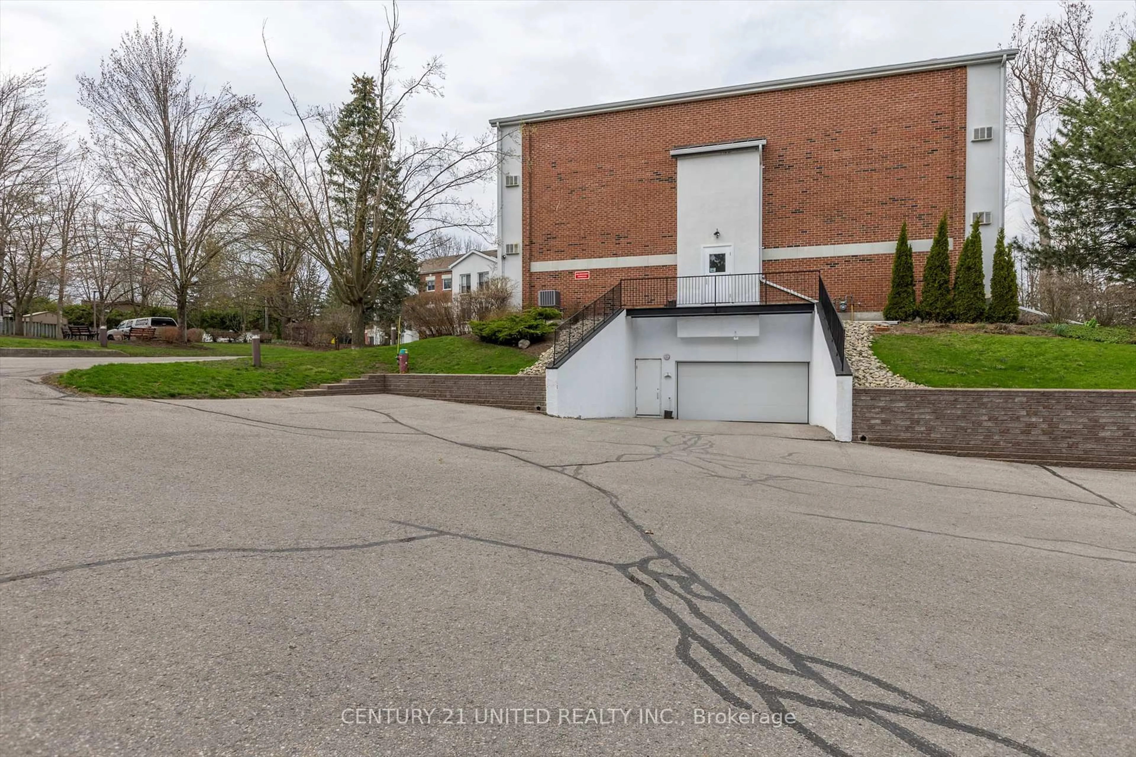 Unknown for 1111 Water St #204, Peterborough North Ontario K9H 3P7