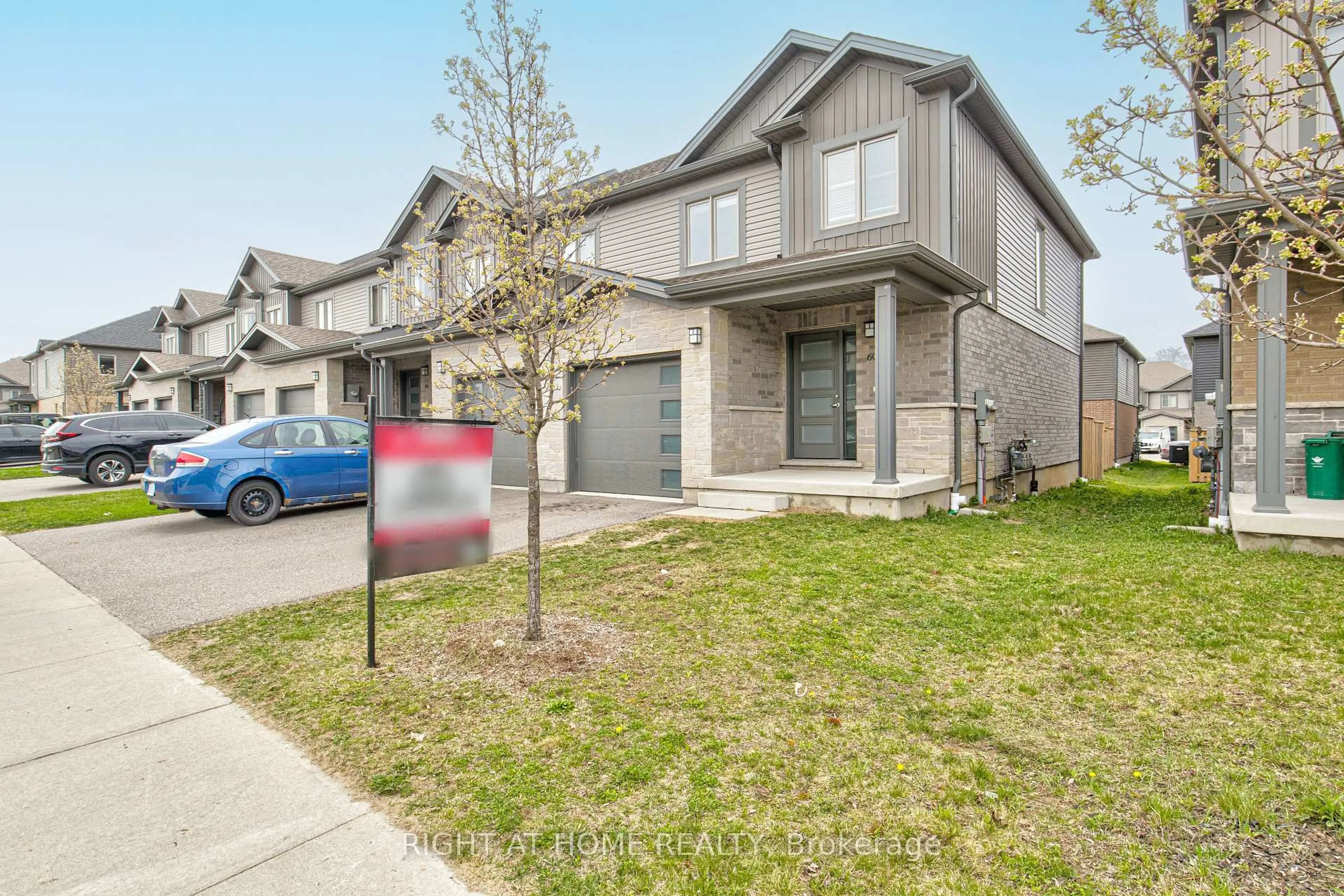 Unknown for 60 Munch Ave, Cambridge Ontario N1R 0B9