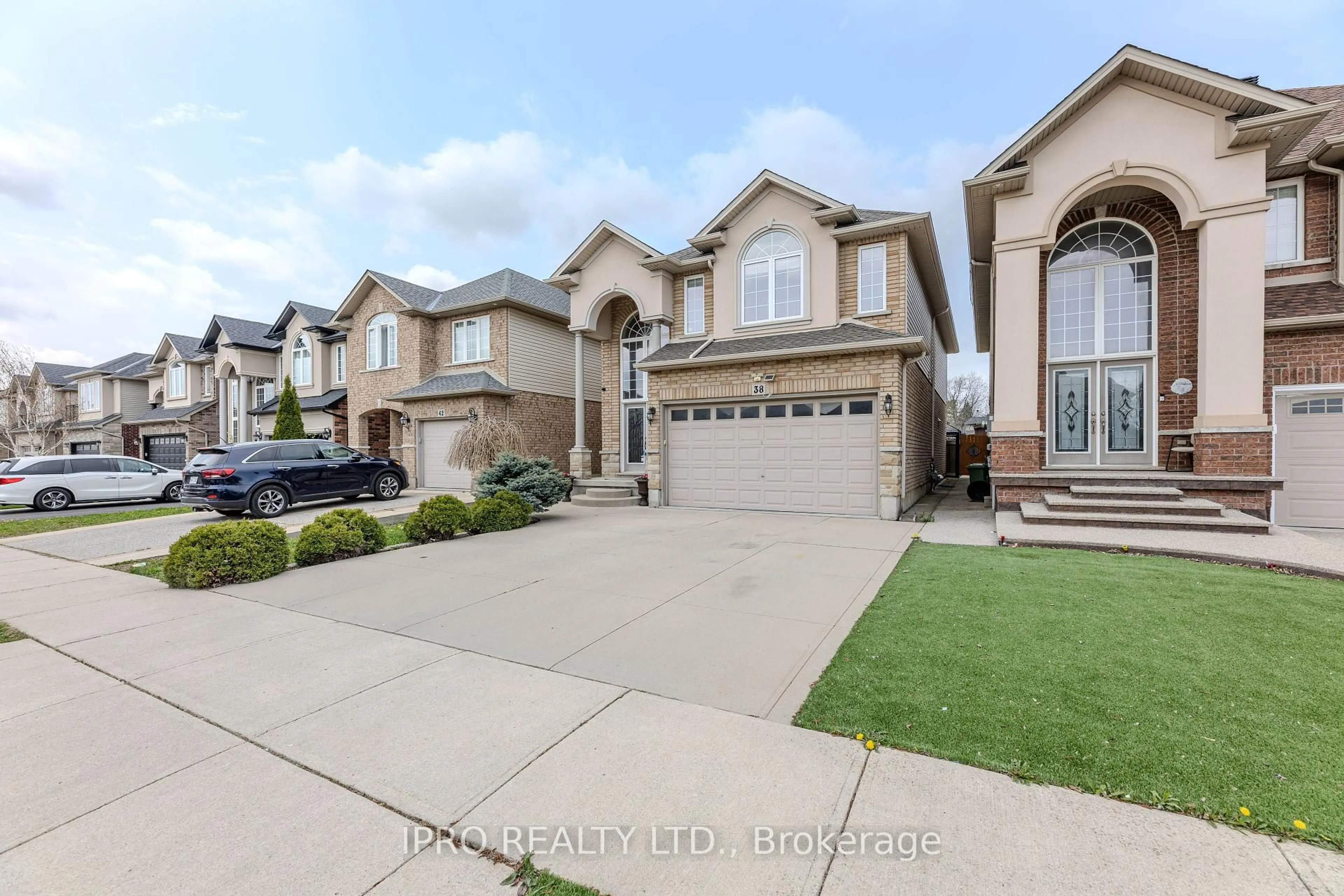 Unknown for 38 Assisi St, Hamilton Ontario L8W 0A5