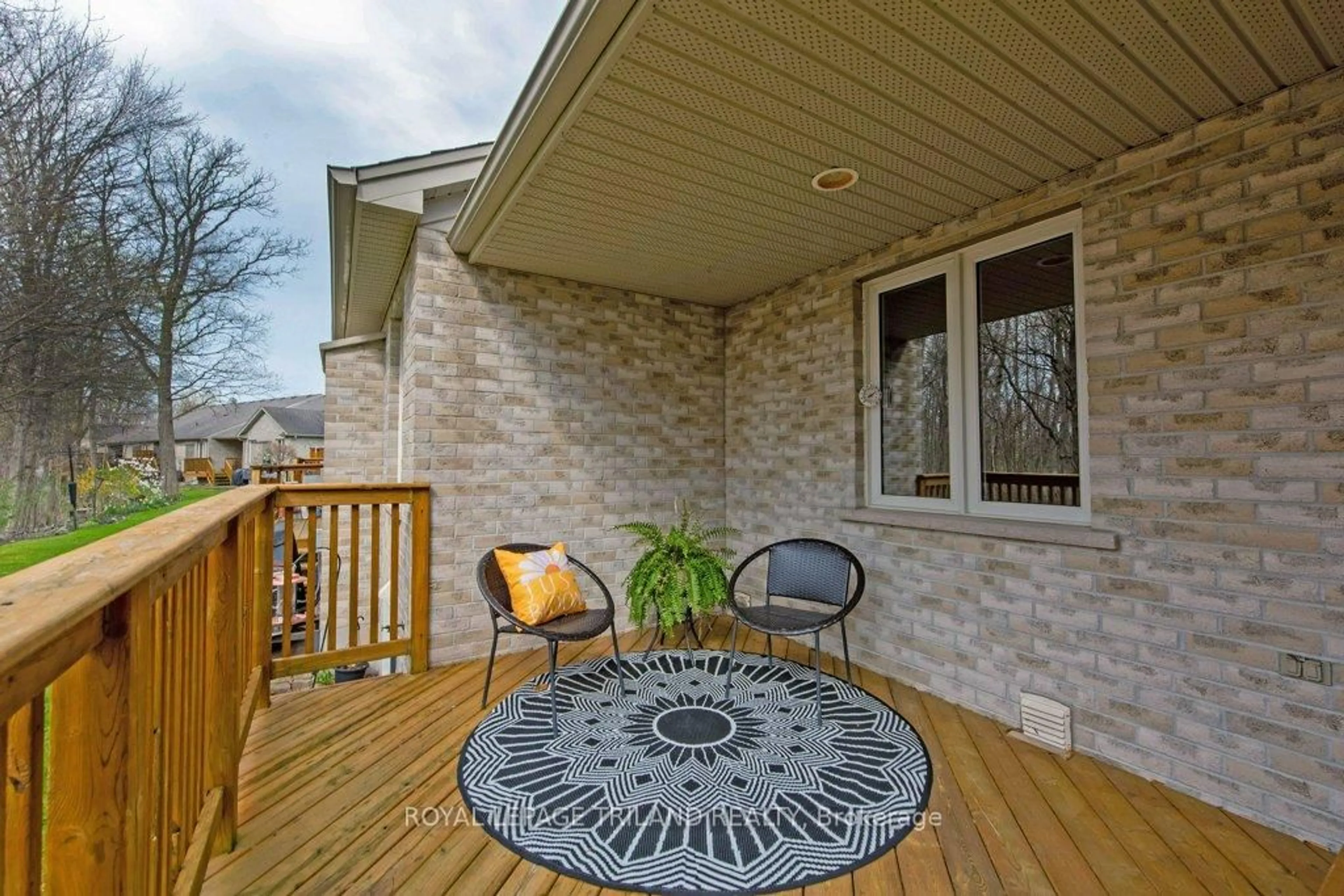 Patio, unknown for 87 Donker Dr #1, St. Thomas Ontario N5P 4L2