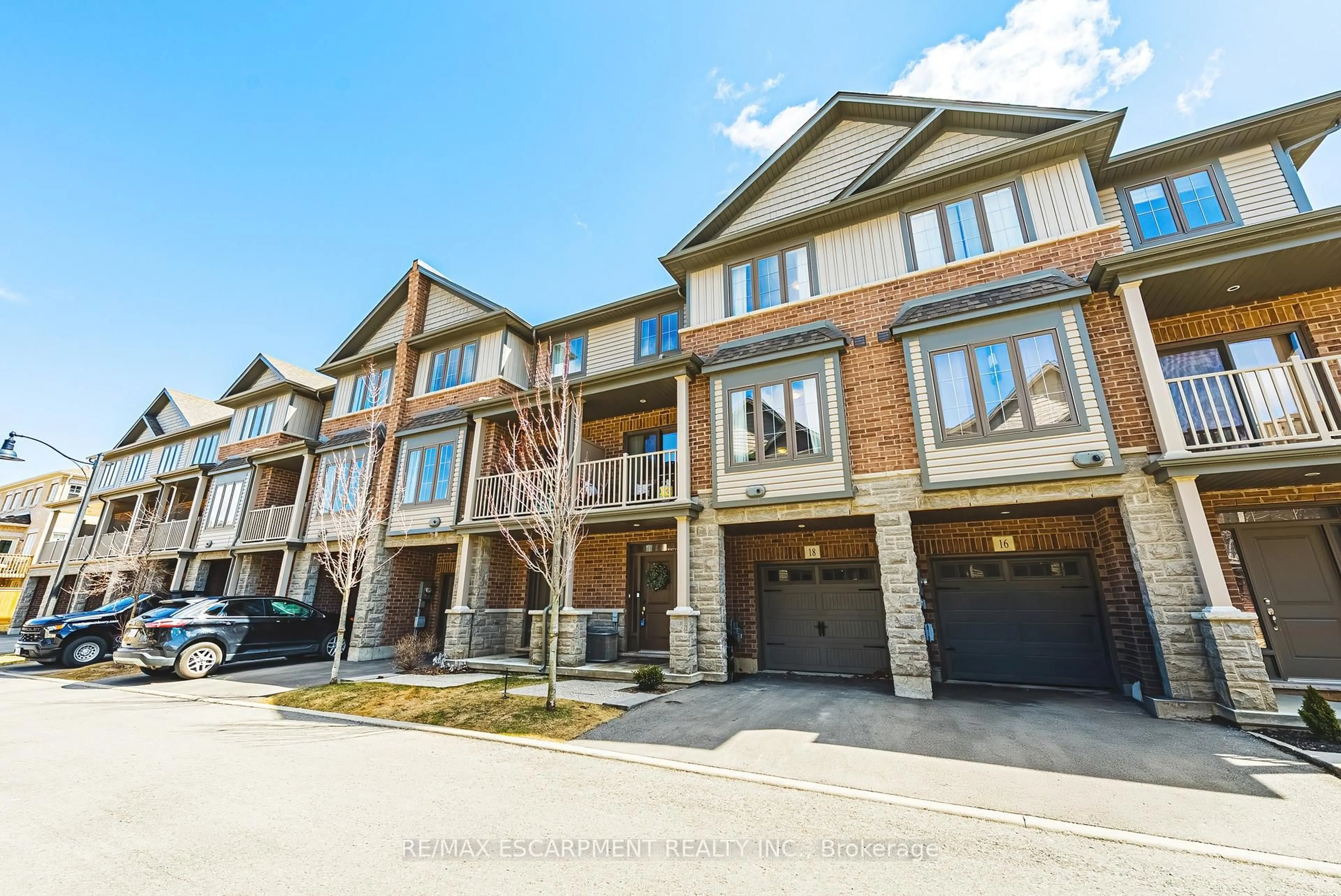 Unknown for 18 Ridgeside Lane, Hamilton Ontario L0R 1H0