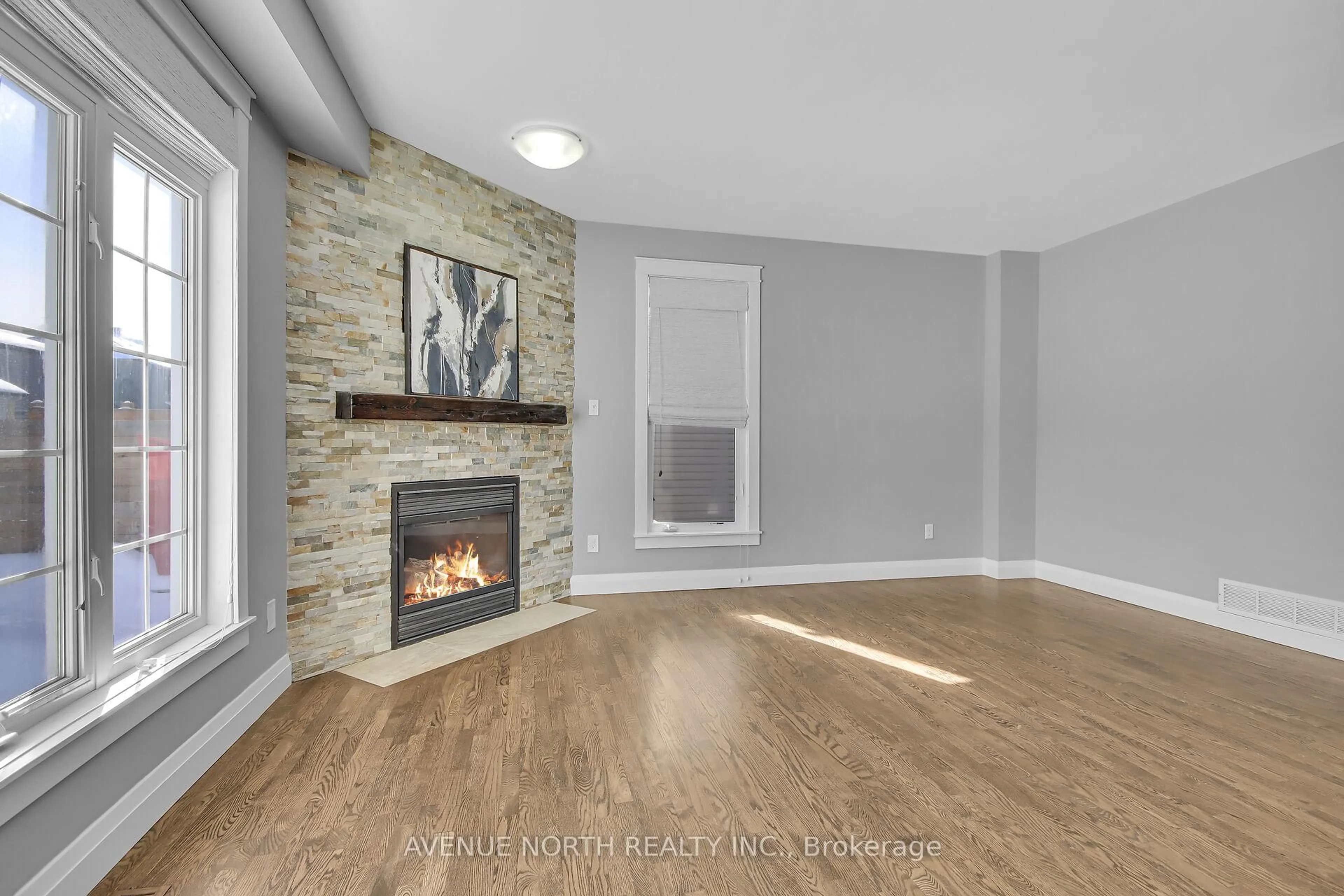 Living room with furniture, unknown for 78 Friendly Cres, Stittsville Ontario K2S 2B5