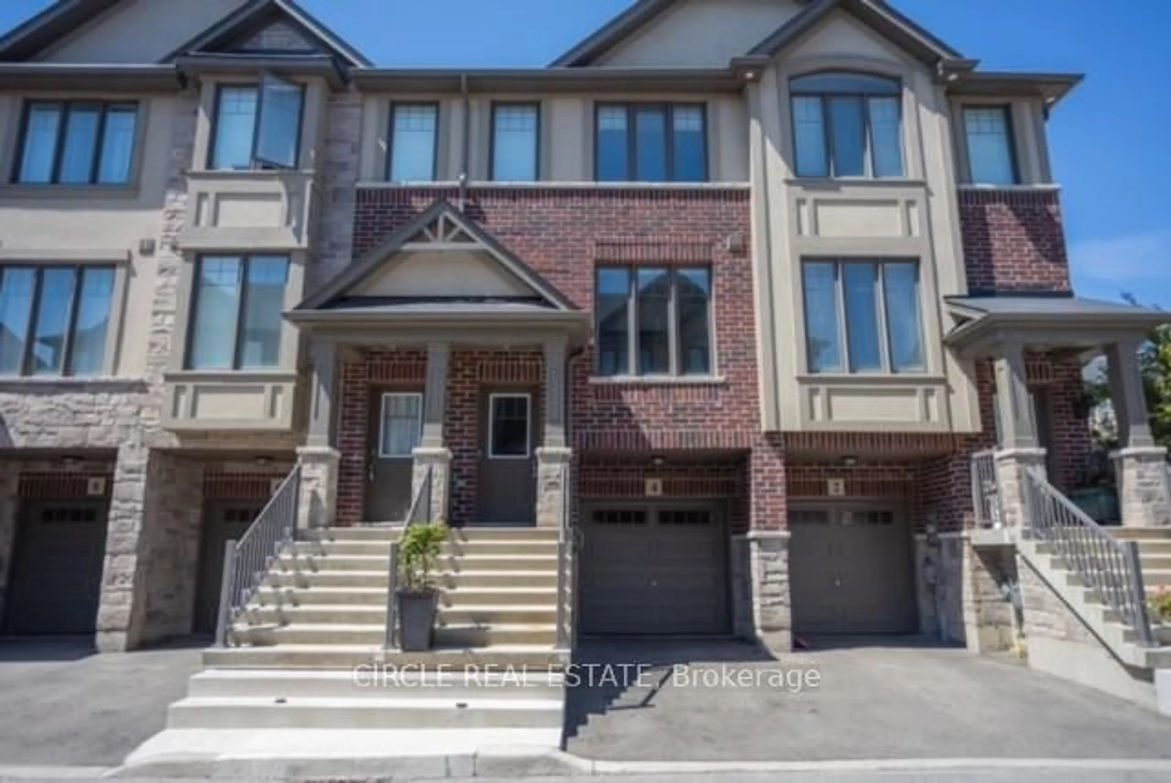 Home with brick exterior material, street for 4 Could Lane, Hamilton Ontario L9G 0H2