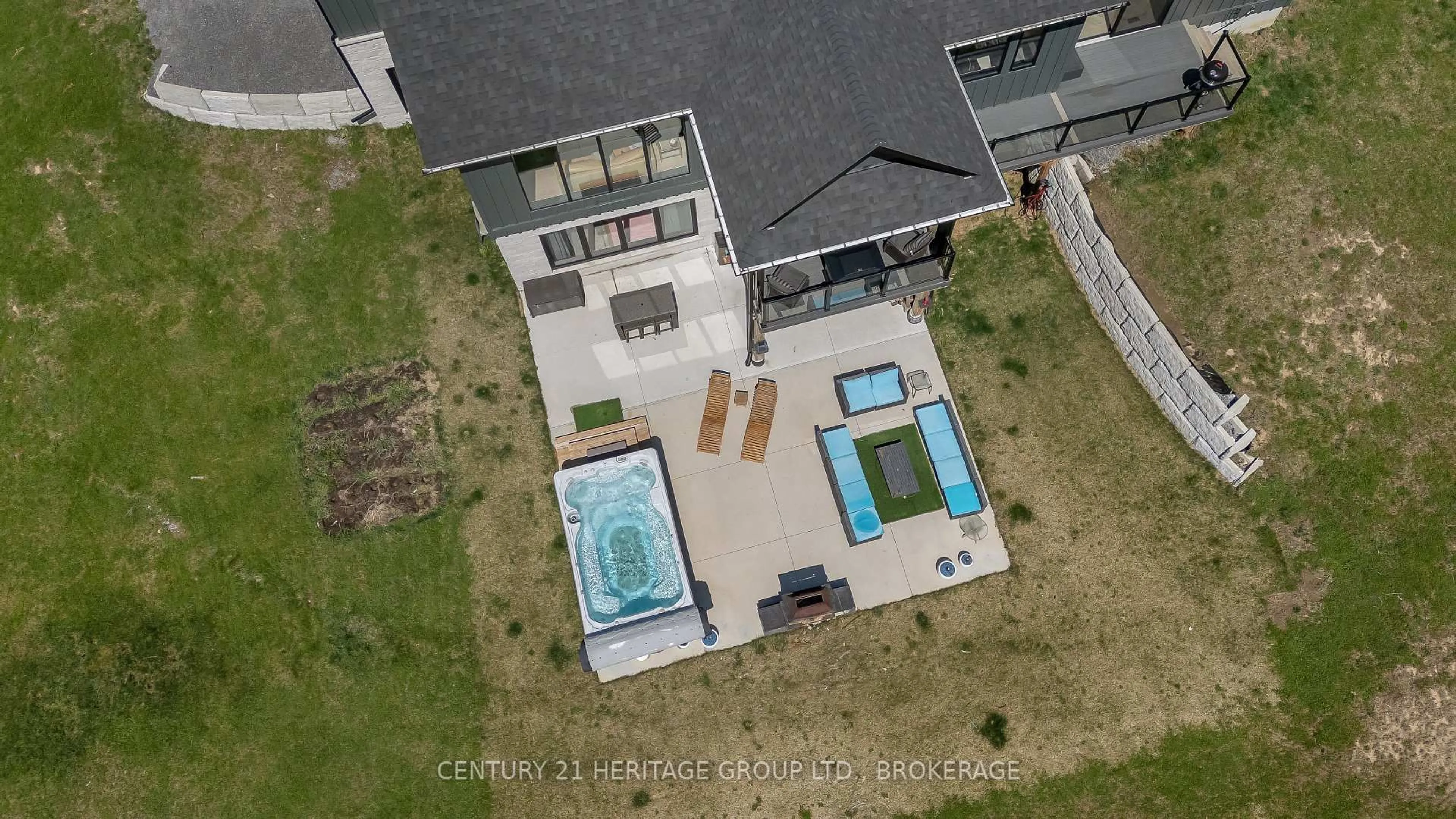 A pic from outside/outdoor area/front of a property/back of a property/a pic from drone, water/lake/river/ocean view for 245 Mann Dr, Kingston Ontario K7L 0G2