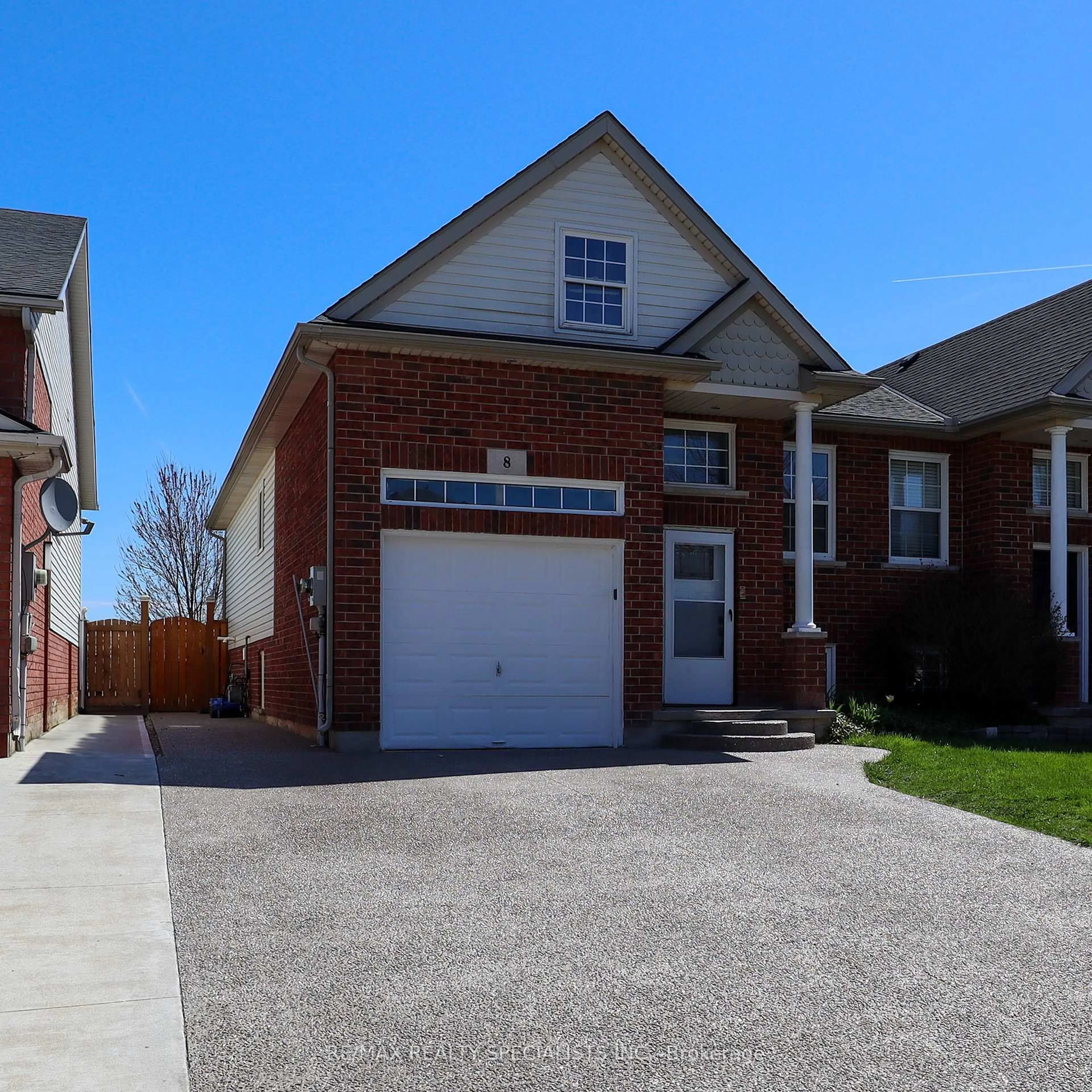Home with brick exterior material, street for 8 Mcbride Dr, St. Catharines Ontario L2S 3Y4