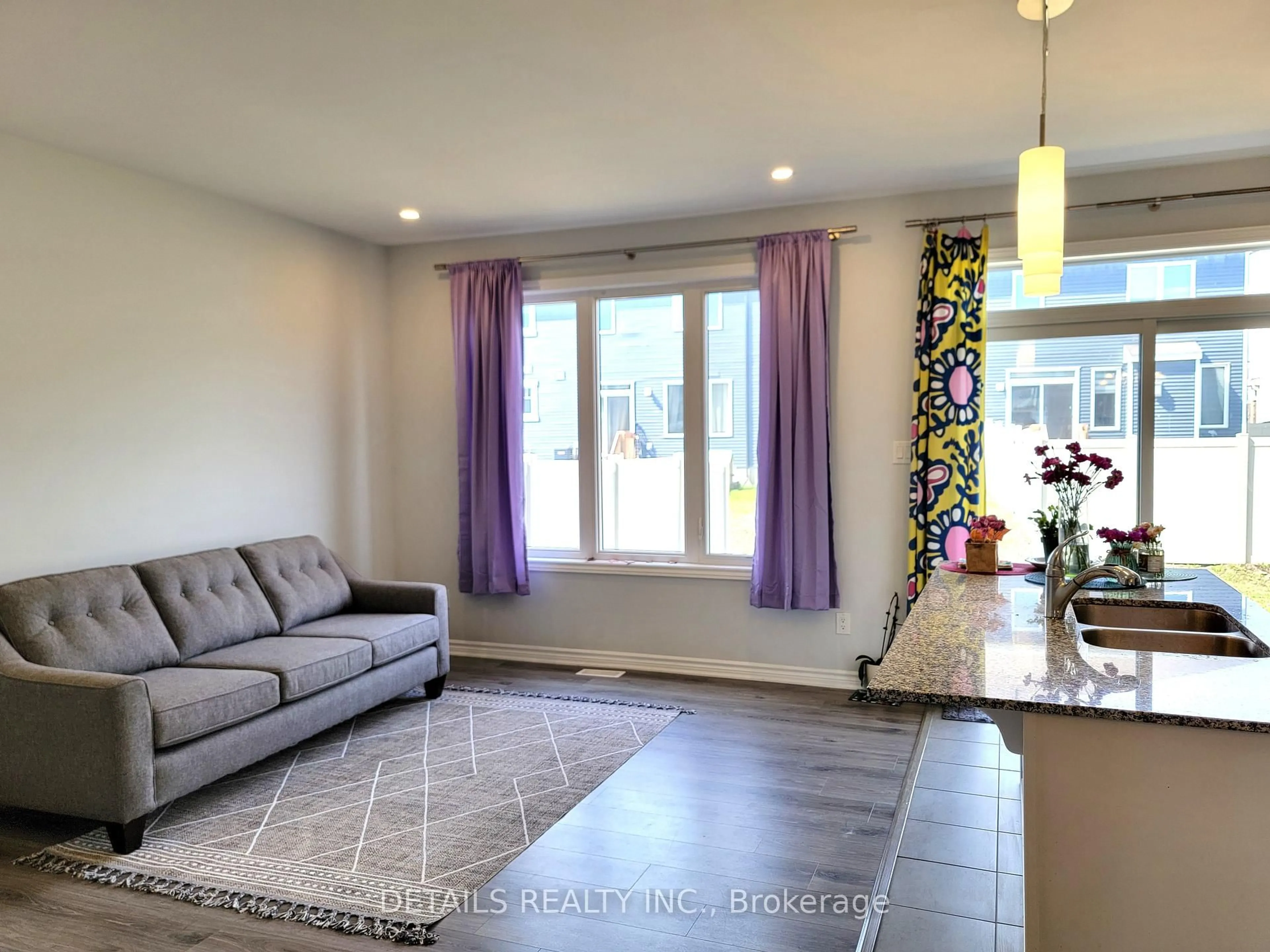 Living room with furniture, unknown for 555 Arosa Way, Ottawa Ontario K2V 0R8