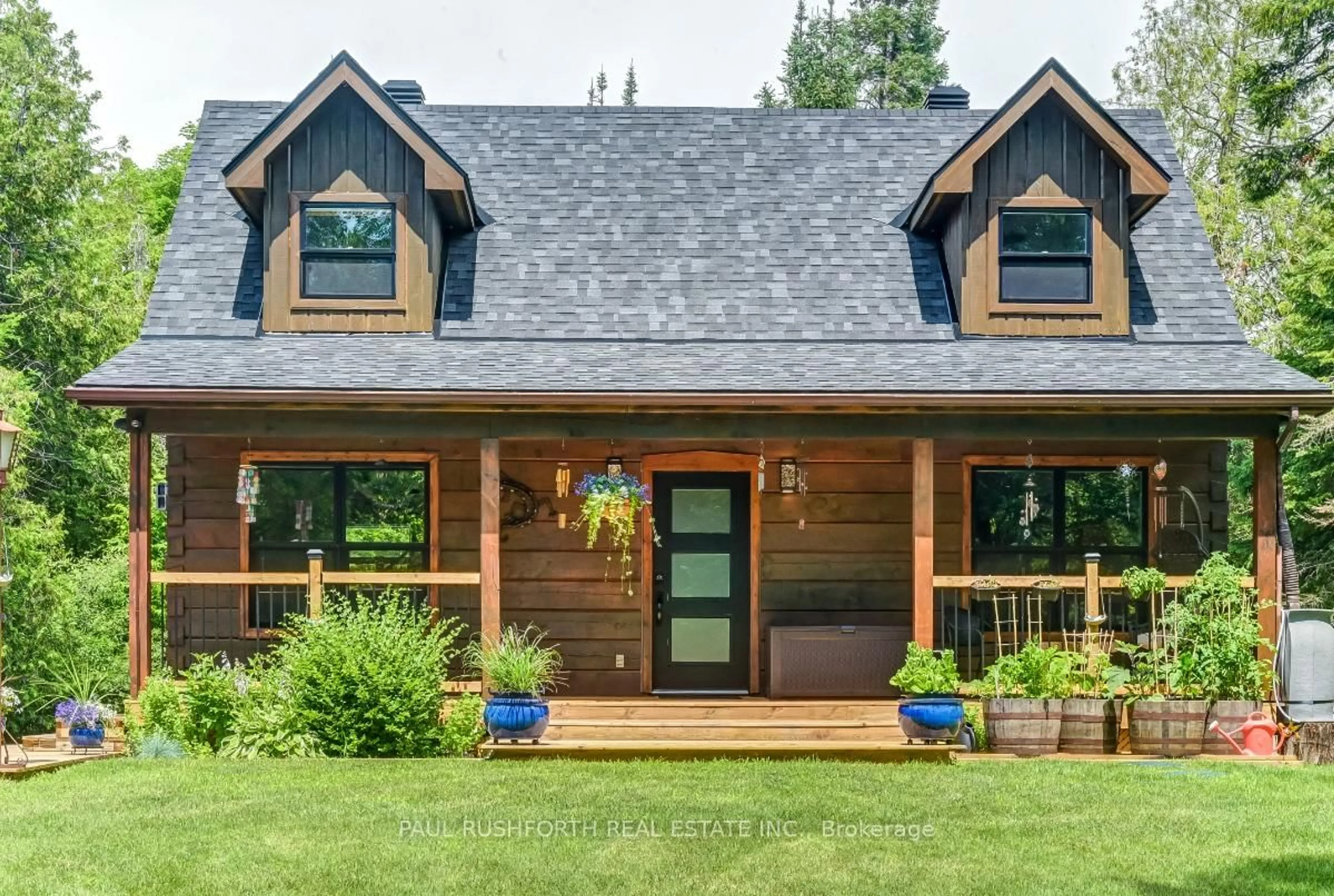 Home with vinyl exterior material, unknown for 417 AMBERWOOD Rd, Ashton Ontario K0A 1B0
