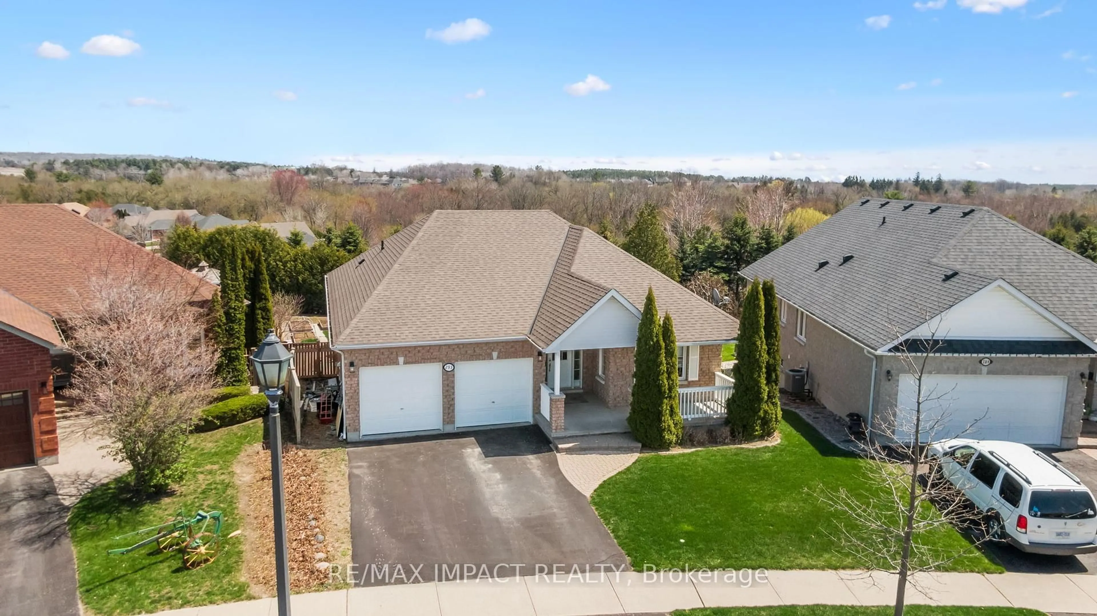 A pic from outside/outdoor area/front of a property/back of a property/a pic from drone, street for 293 Ivey Cres, Cobourg Ontario K9A 5X3