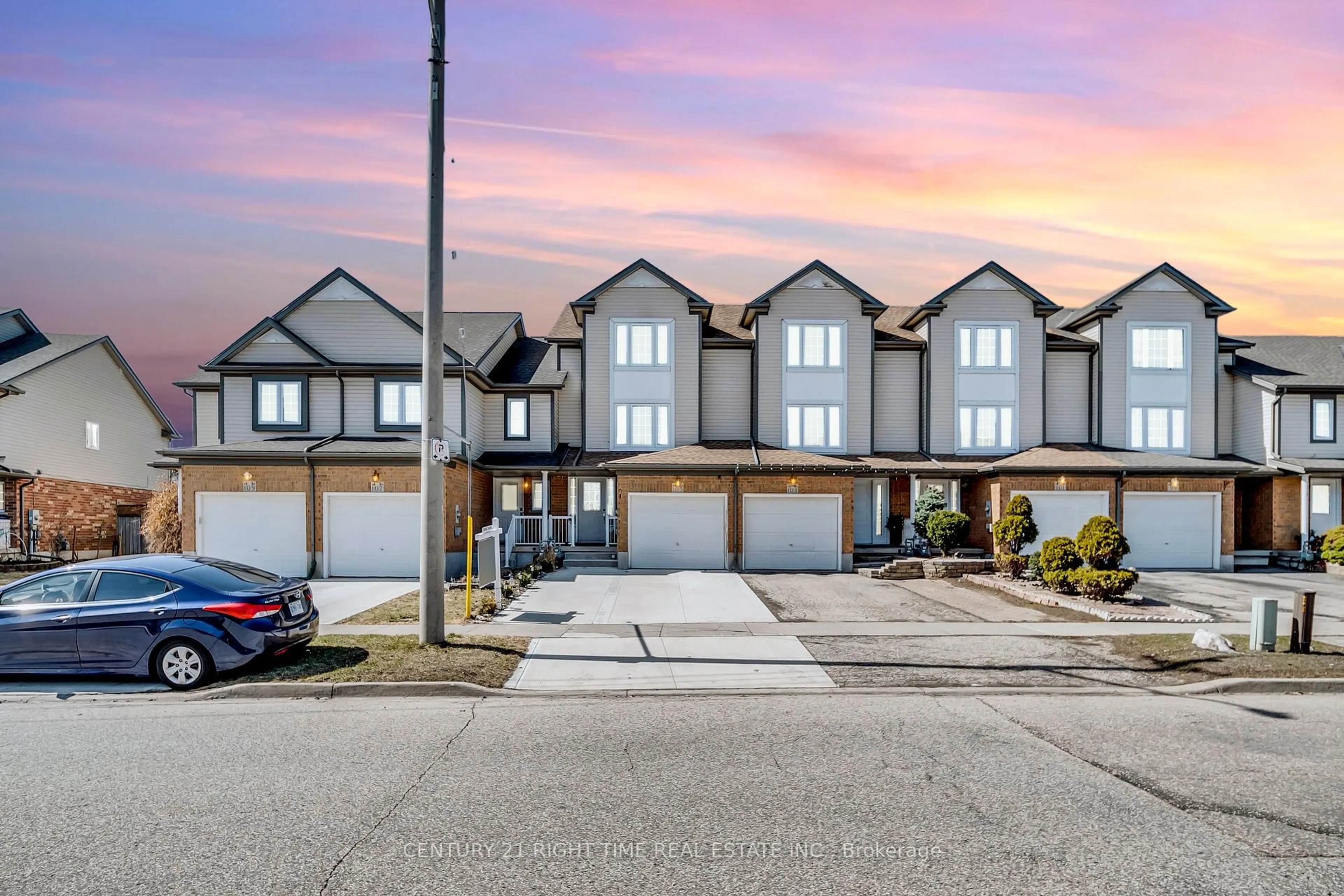 Unknown for 105 Max Becker Dr, Kitchener Ontario N2E 3W2