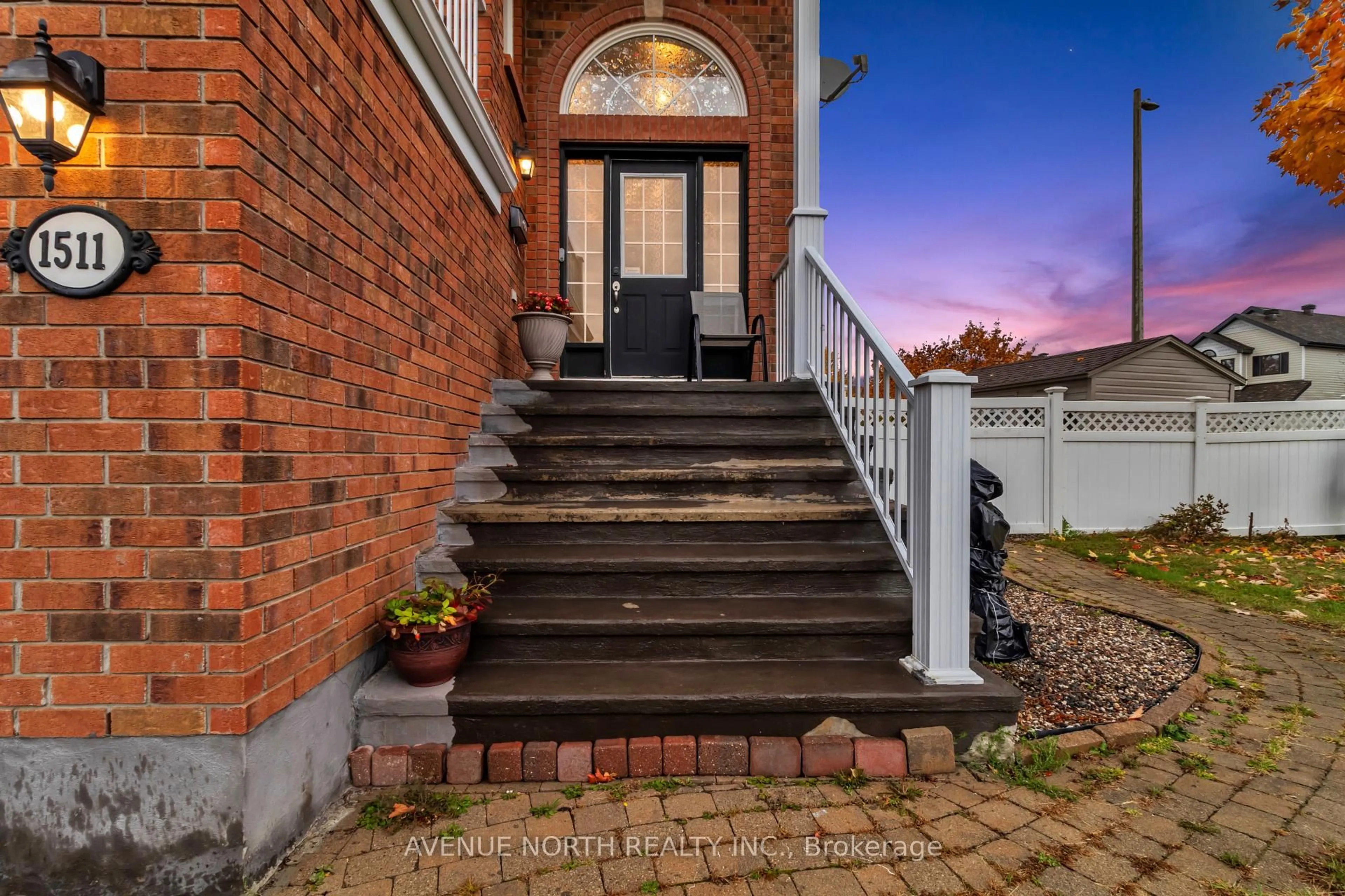 Unknown for 1511 Rumford Dr, Ottawa Ontario K4A 4B7
