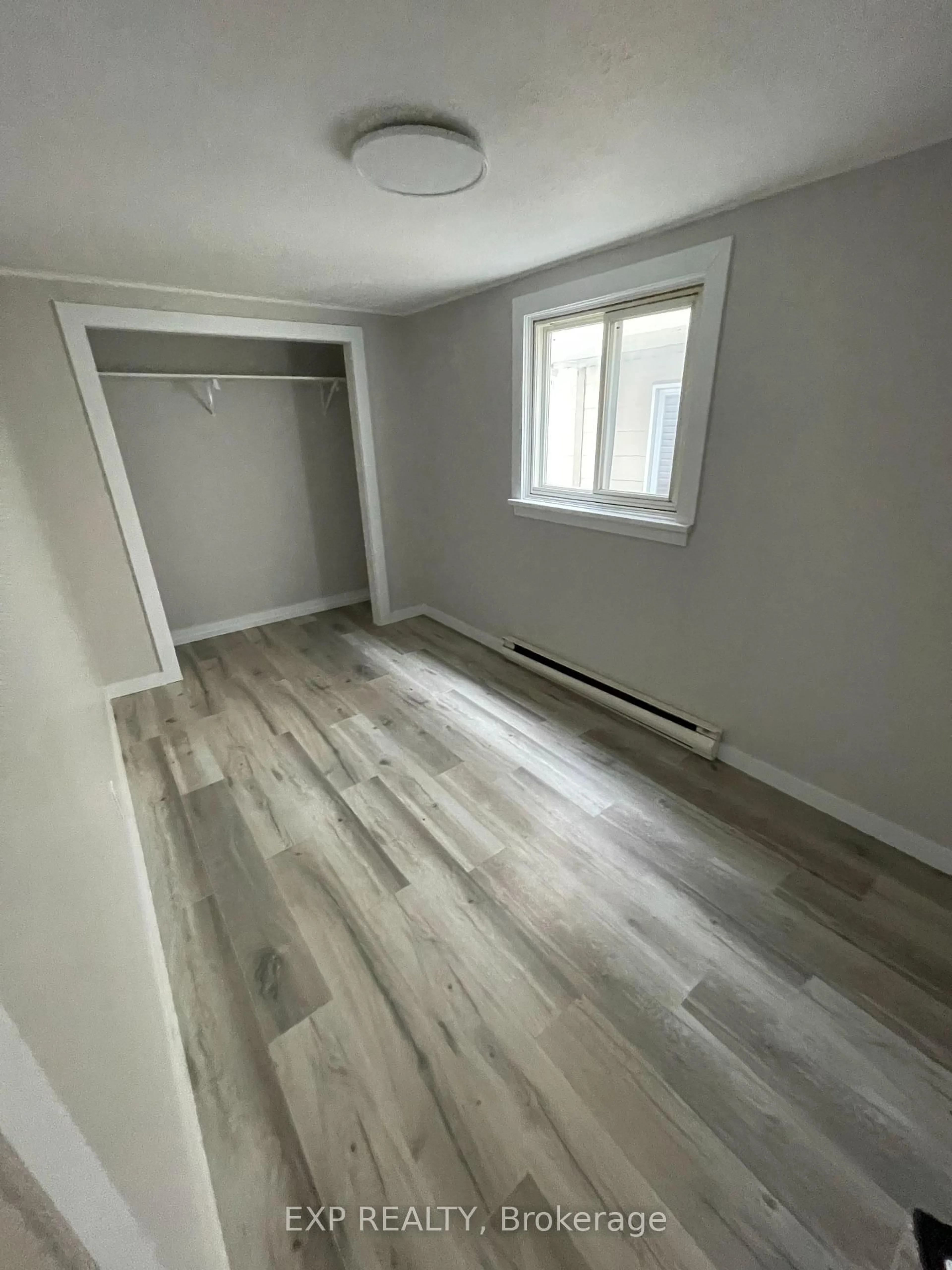 A pic of a room for 460 REGENT St, Hawkesbury Ontario K6A 1G3