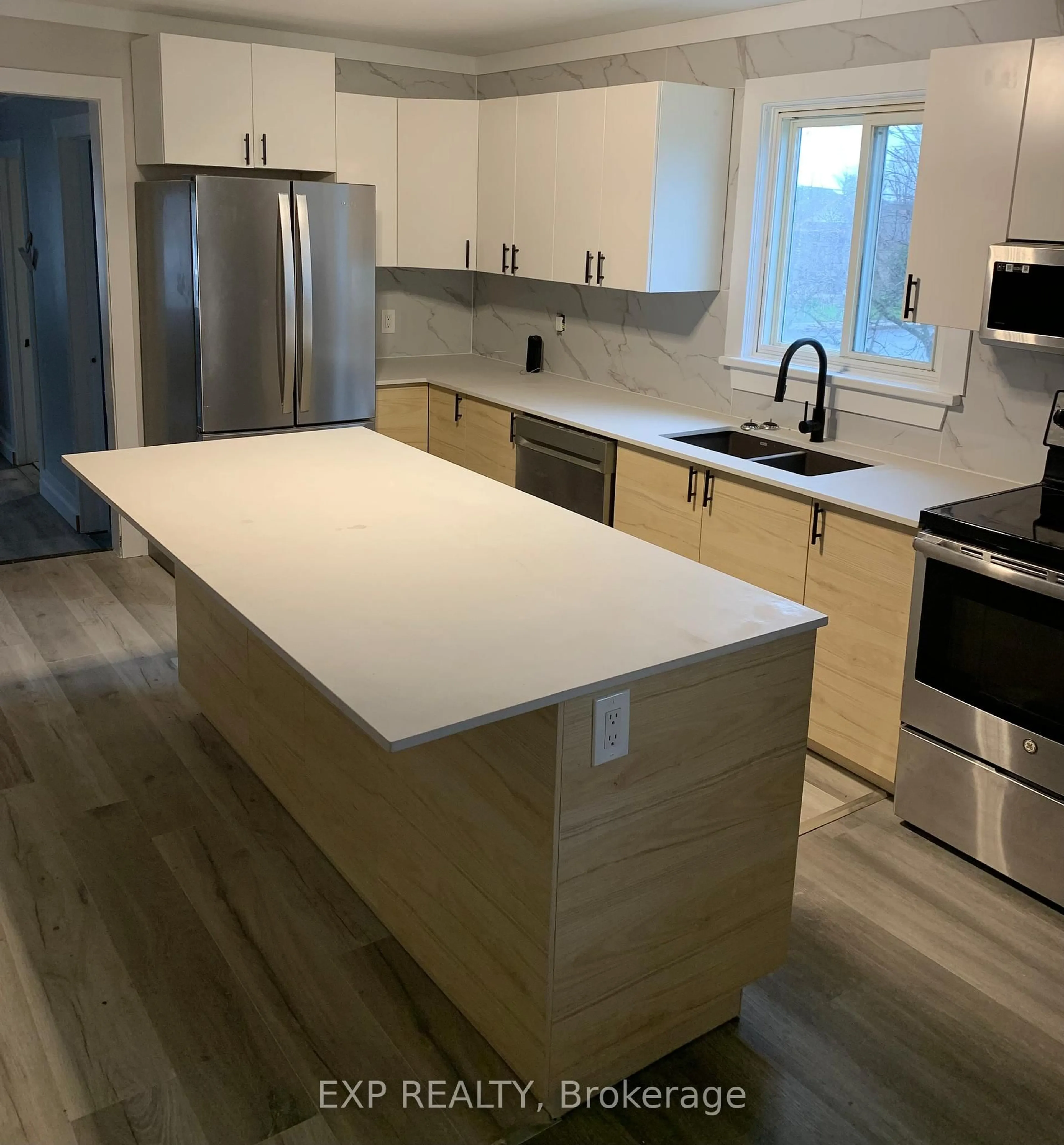 Open concept kitchen, unknown for 460 REGENT St, Hawkesbury Ontario K6A 1G3