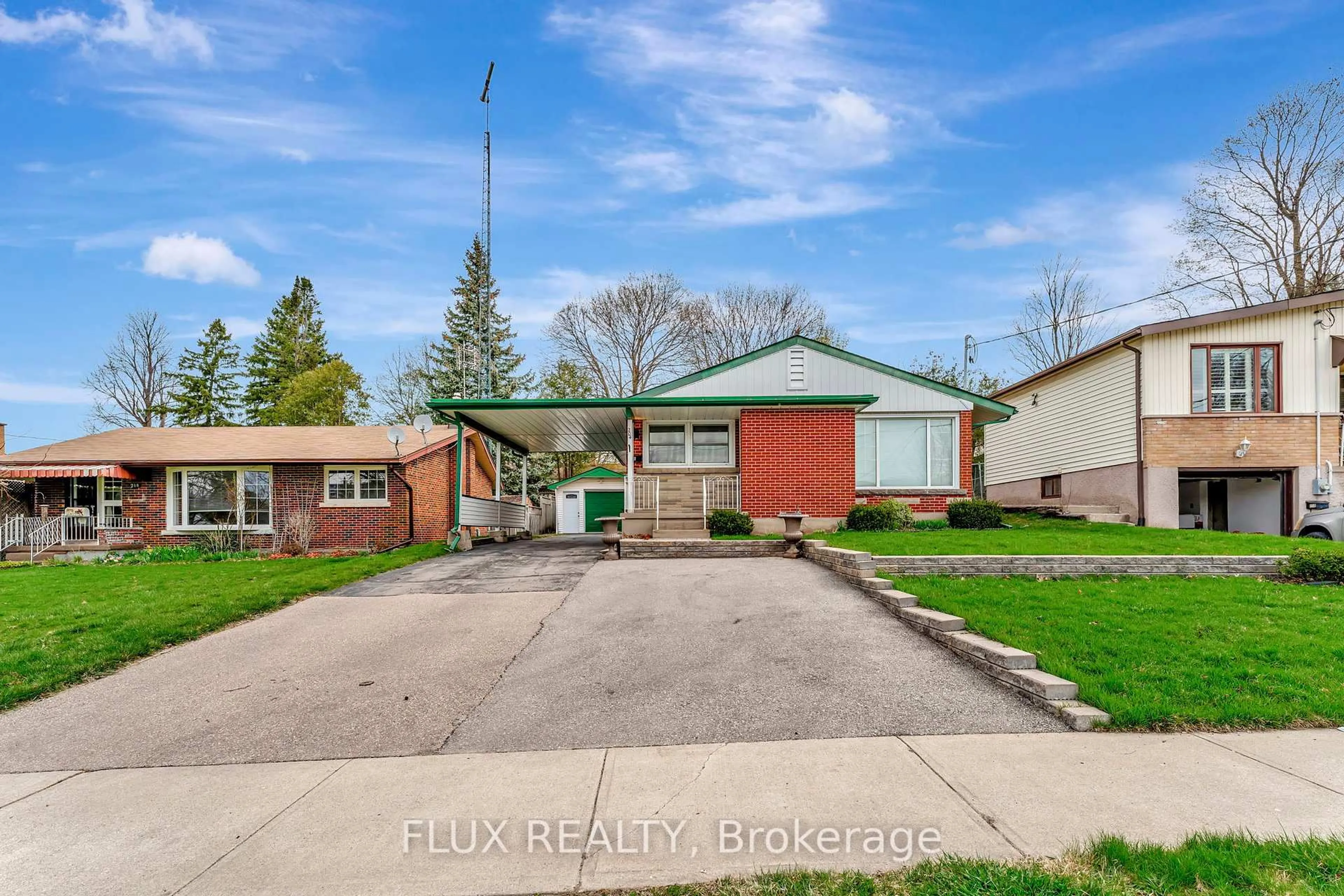 Unknown for 204 Clark Ave, Kitchener Ontario N2C 1Y5