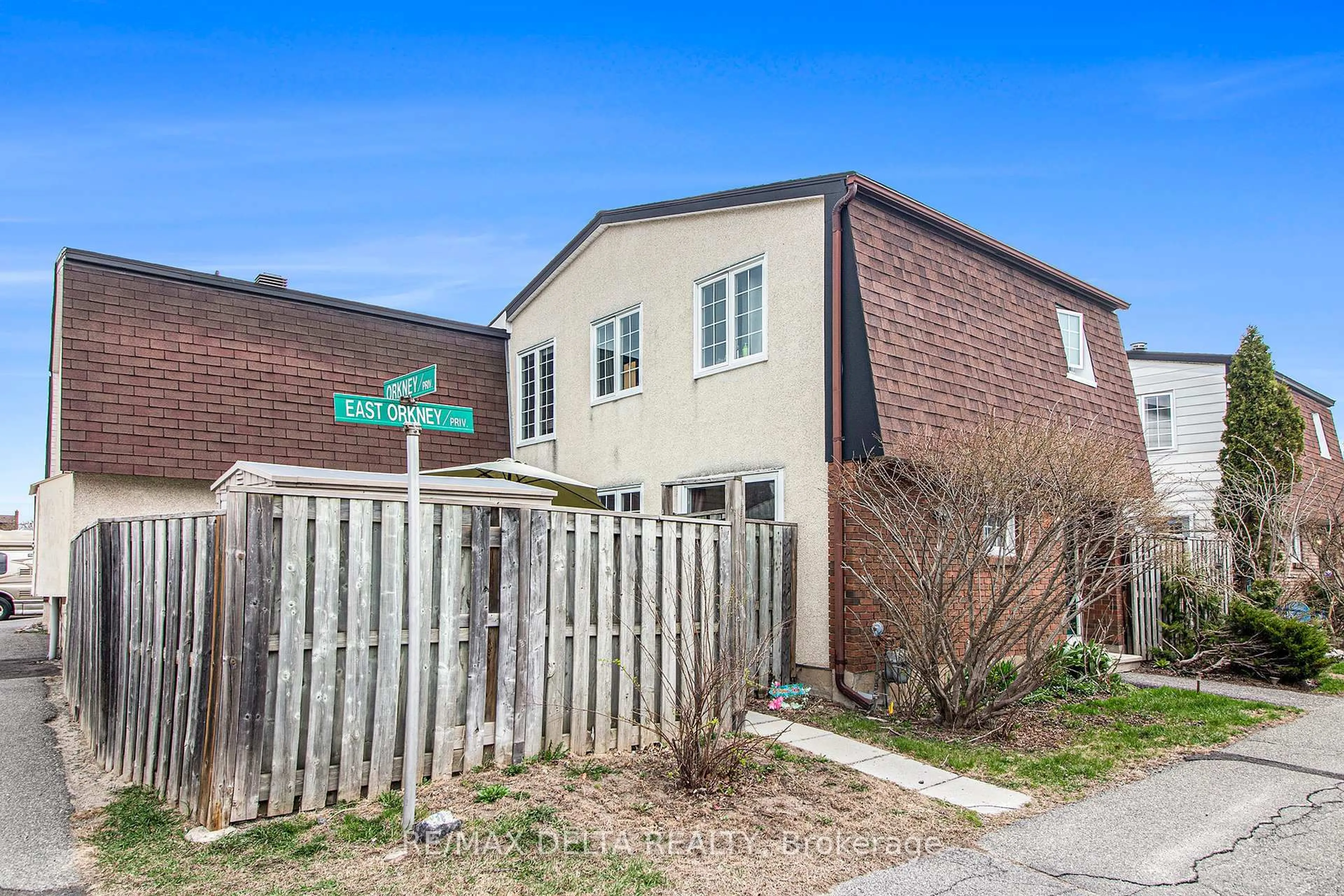 Home with brick exterior material, unknown for 543 East Orkney Private #120, Ottawa Ontario K2C 3M7