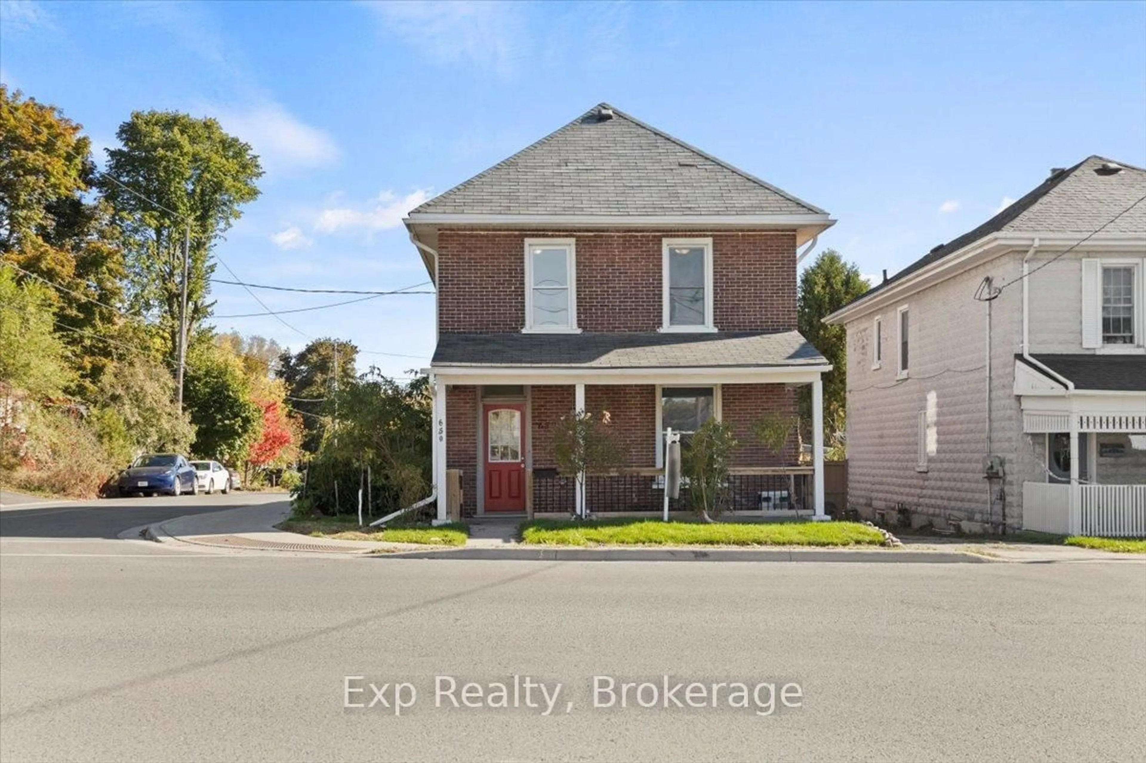 A pic from outside/outdoor area/front of a property/back of a property/a pic from drone, street for 650 Armour Rd, Peterborough East Ontario K9H 1Z4