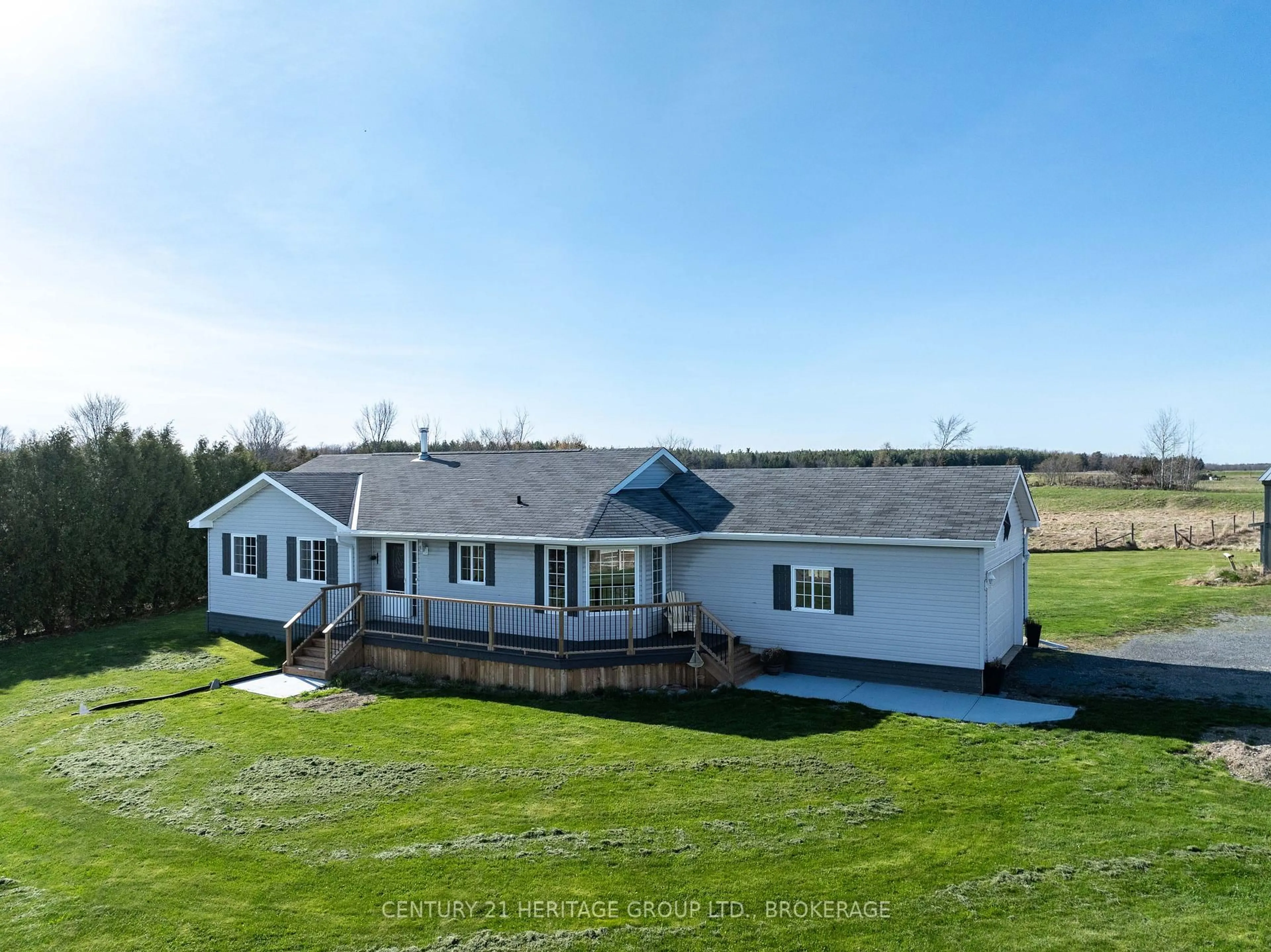 A pic from outside/outdoor area/front of a property/back of a property/a pic from drone, unknown for 97 Dulcemaine Rd, Front of Leeds & Seeleys Bay Ontario K0E 1L0