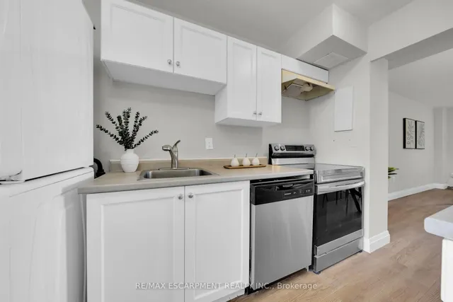 Additional property image - 350 Quigley Rd Unit 424