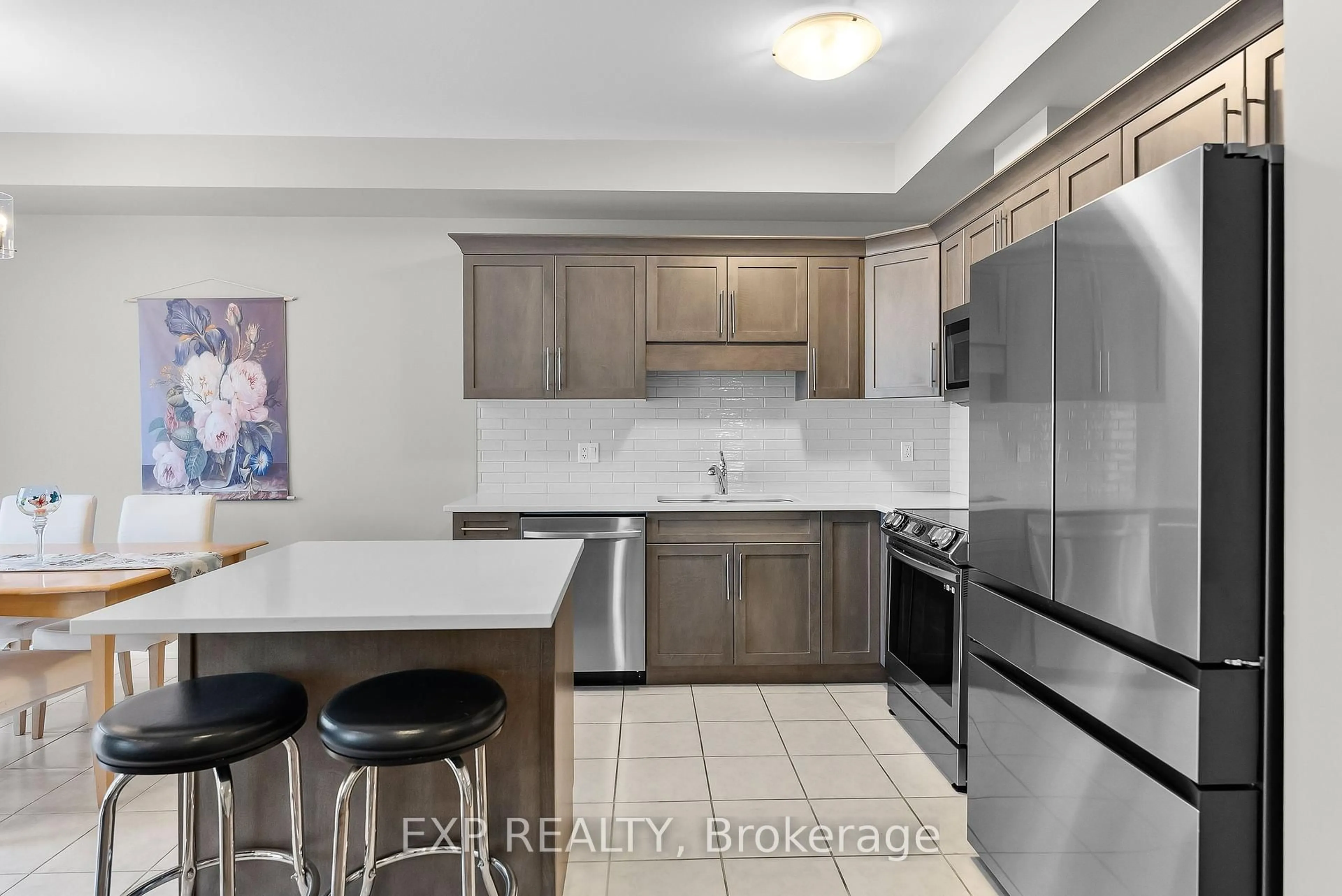 Standard kitchen, unknown for 4552 Portage Rd #28, Niagara Falls Ontario L2E 6A8