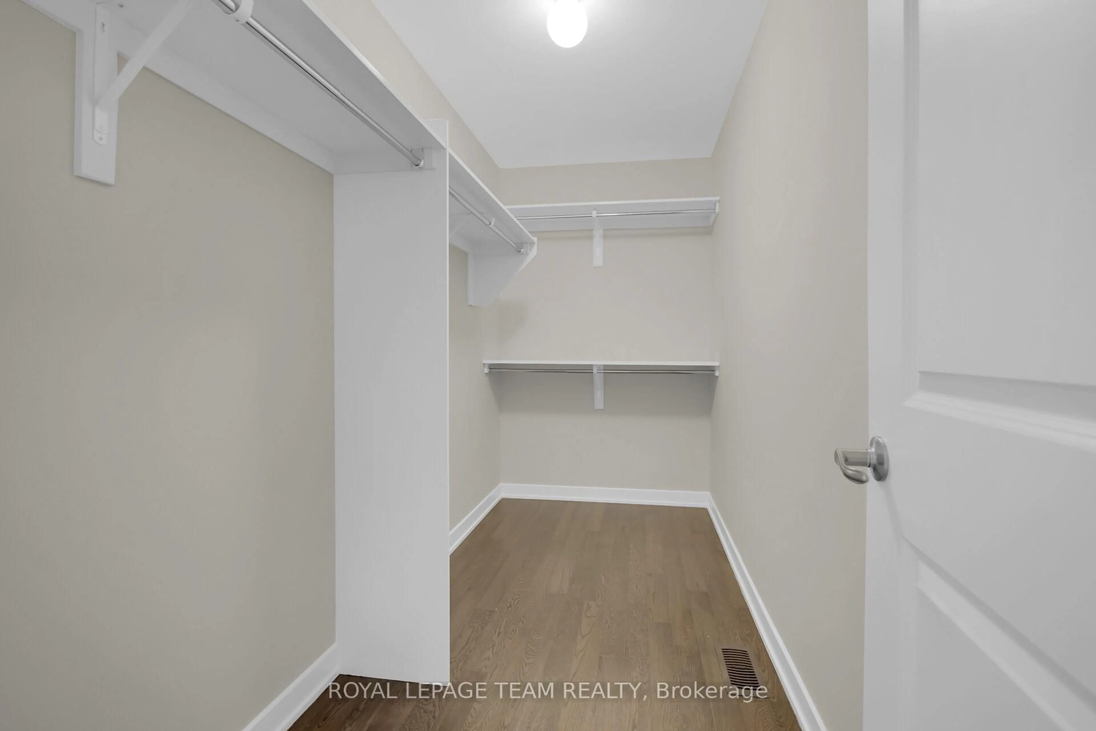 A pic of a room for 662 BRONZE COPPER Cres, Richmond Ontario K0A 2Z0