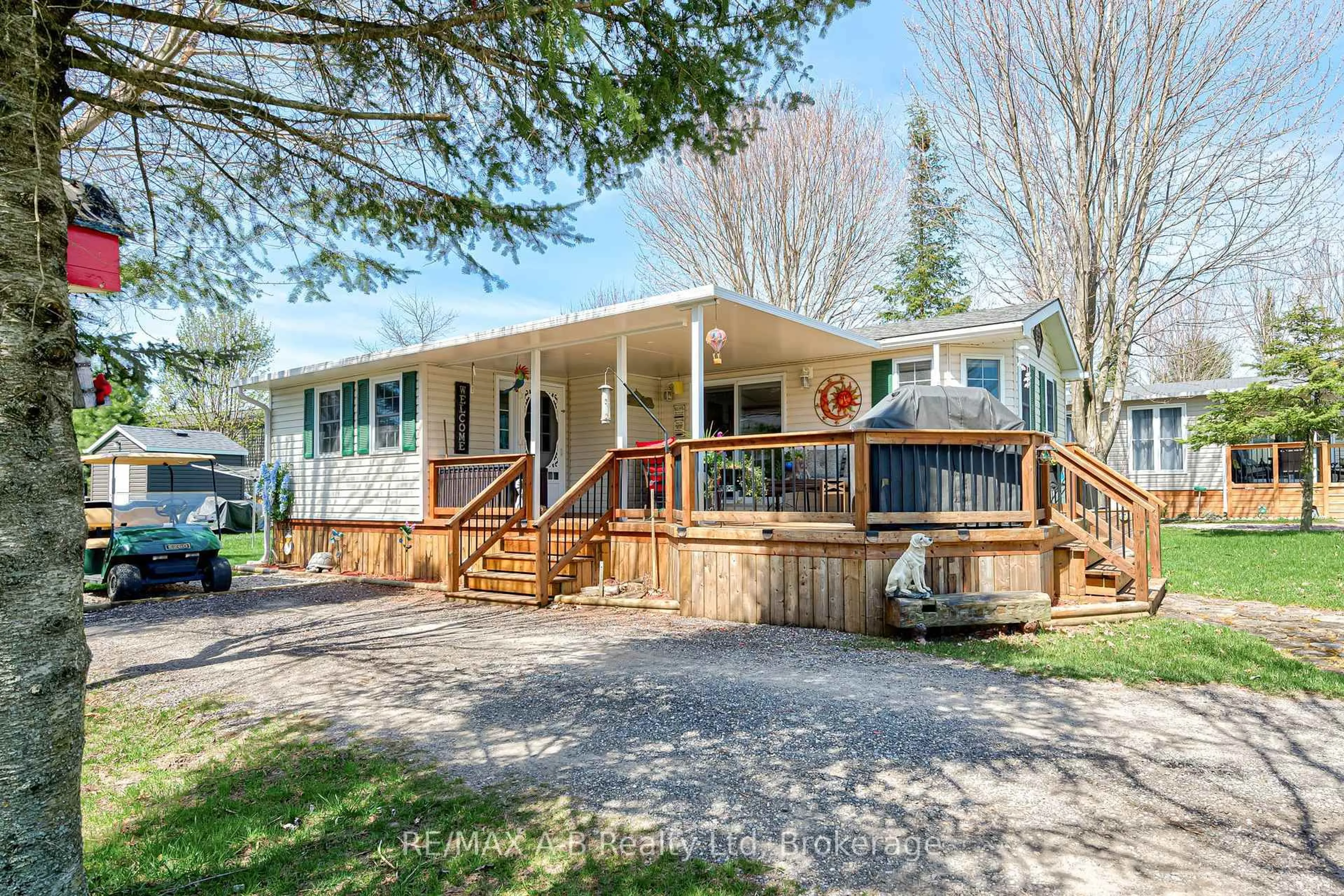 Home with vinyl exterior material, unknown for 923590 Road 92 Rd #520, Zorra Ontario N0J 1J0