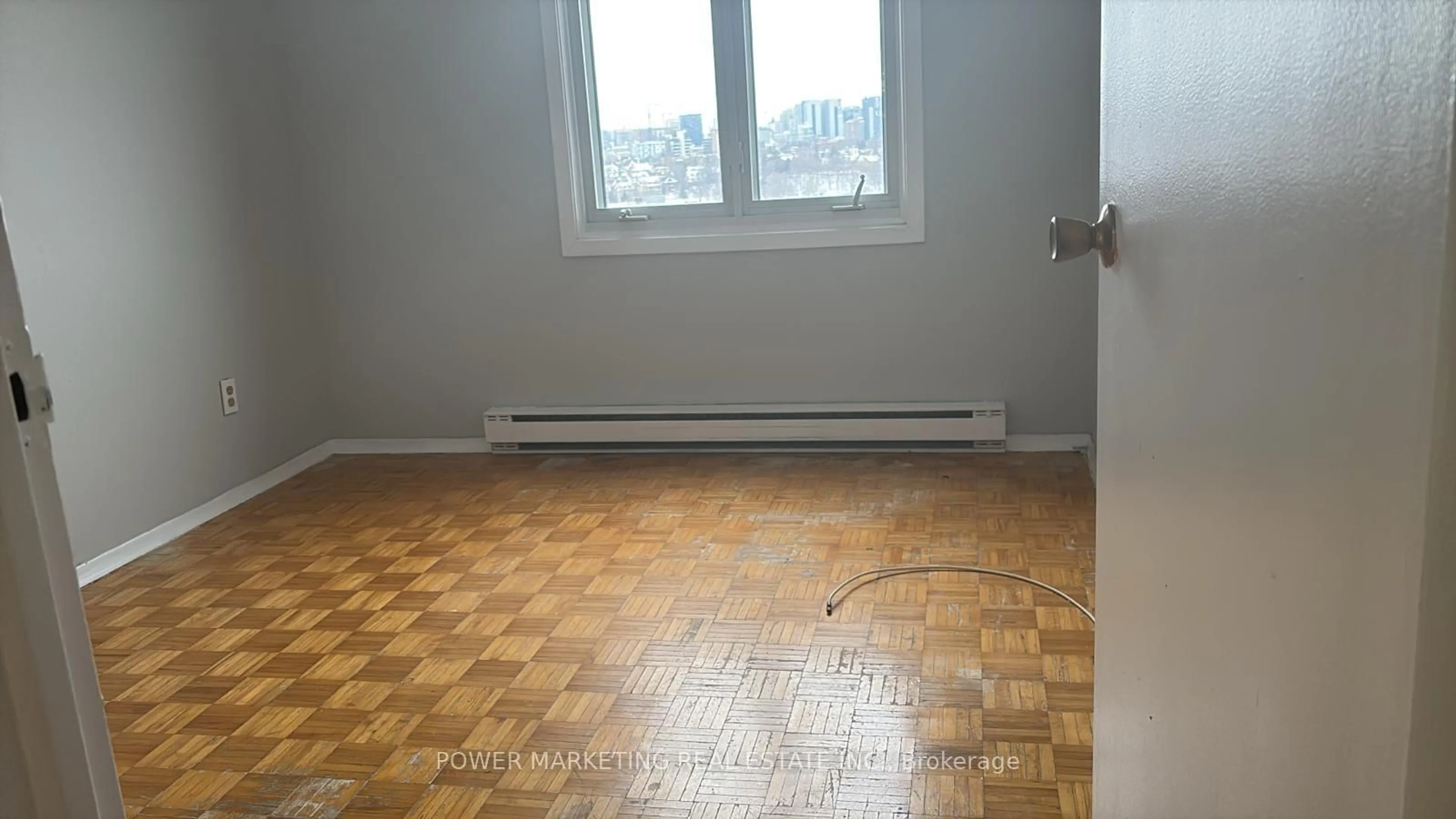 A pic of a room for 158B MCARTHUR Ave #1604, Ottawa Ontario K1L 8E7
