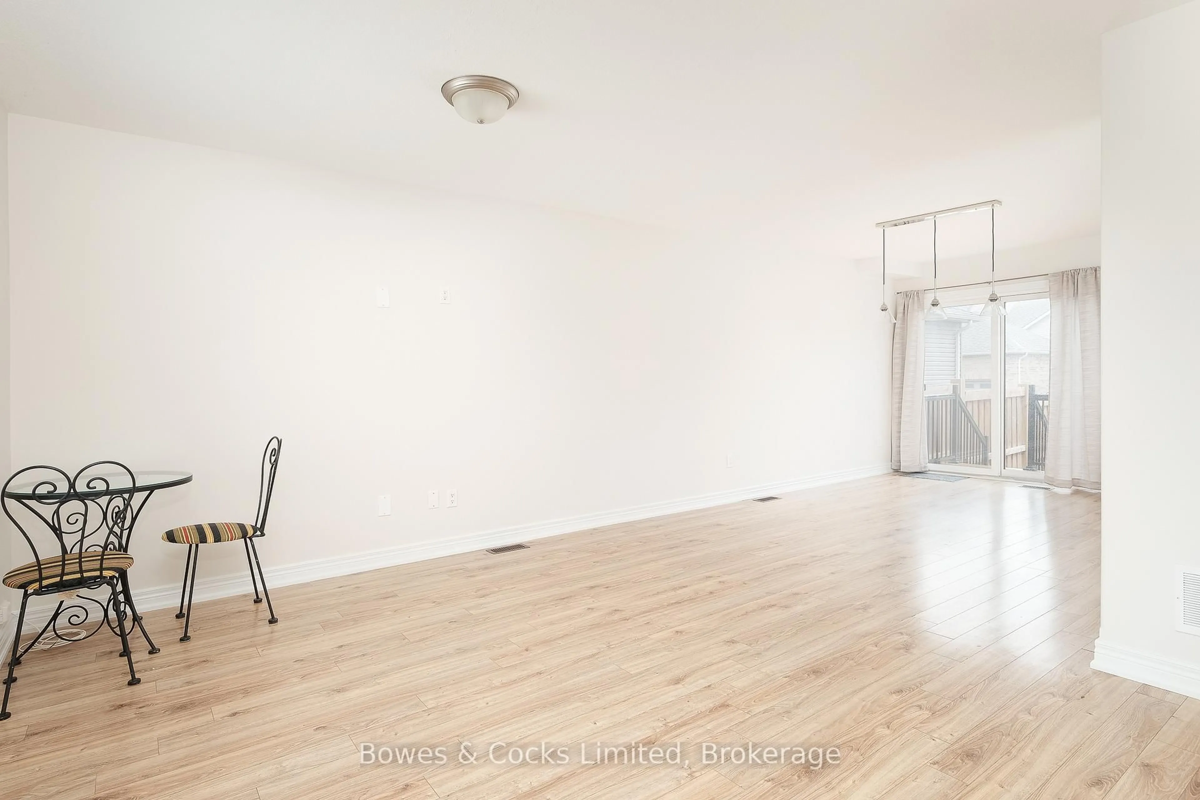 A pic of a room for 245 Rowberry Blvd, Peterborough North Ontario K9H 0H9