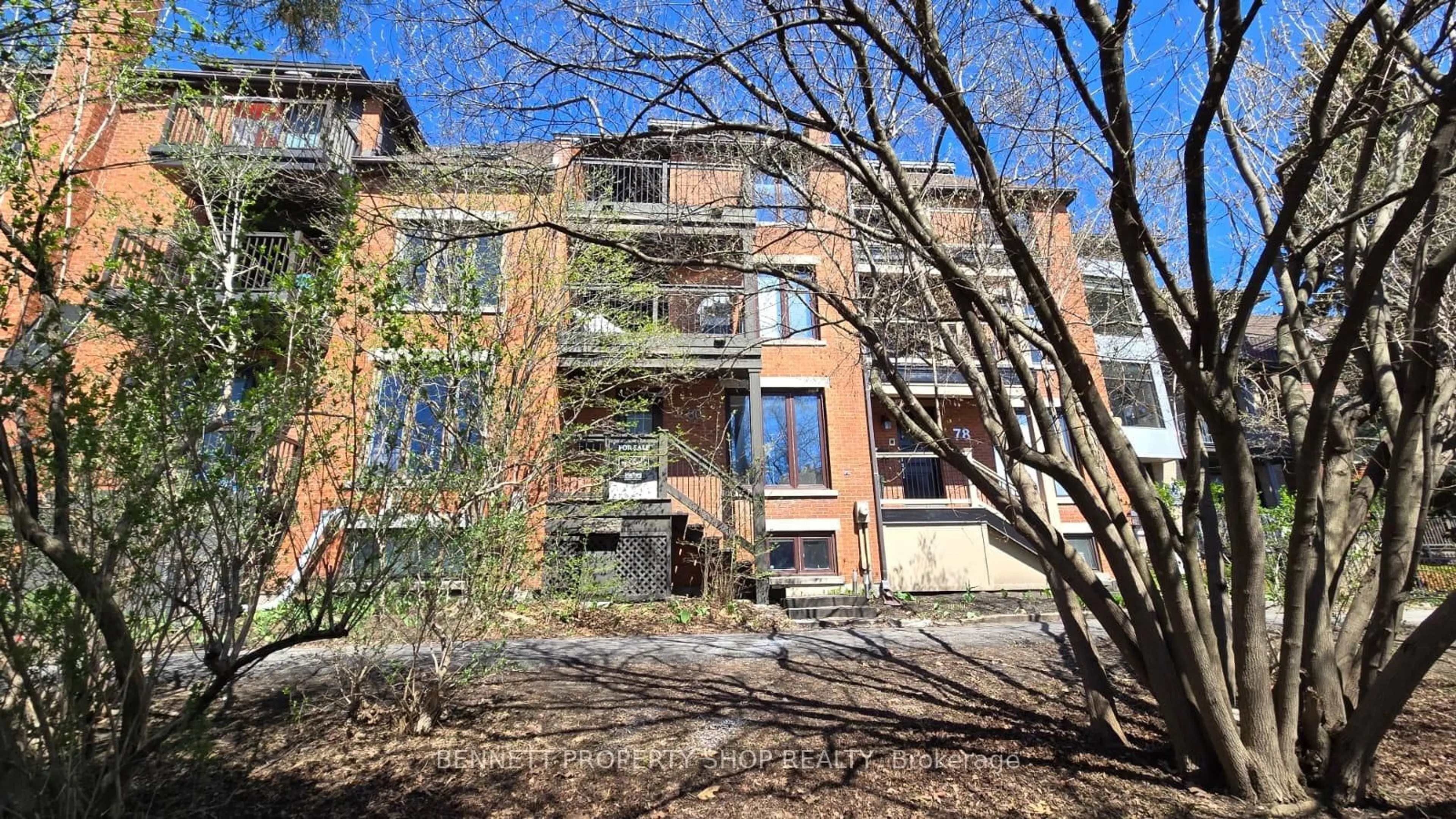 Unknown for 80 Queen Elizabeth Dr, Ottawa Ontario K2P 1E4