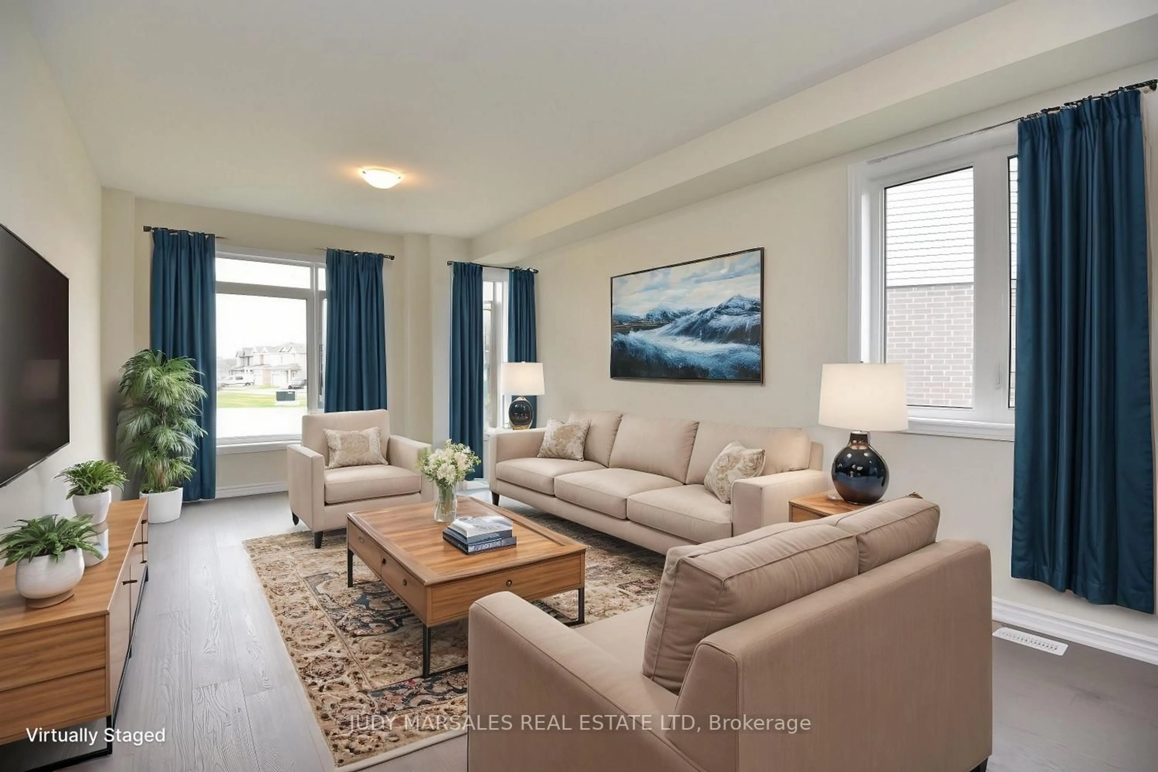 Living room with furniture, unknown for 42 Mears Pl, Brant Ontario N3L 0M6
