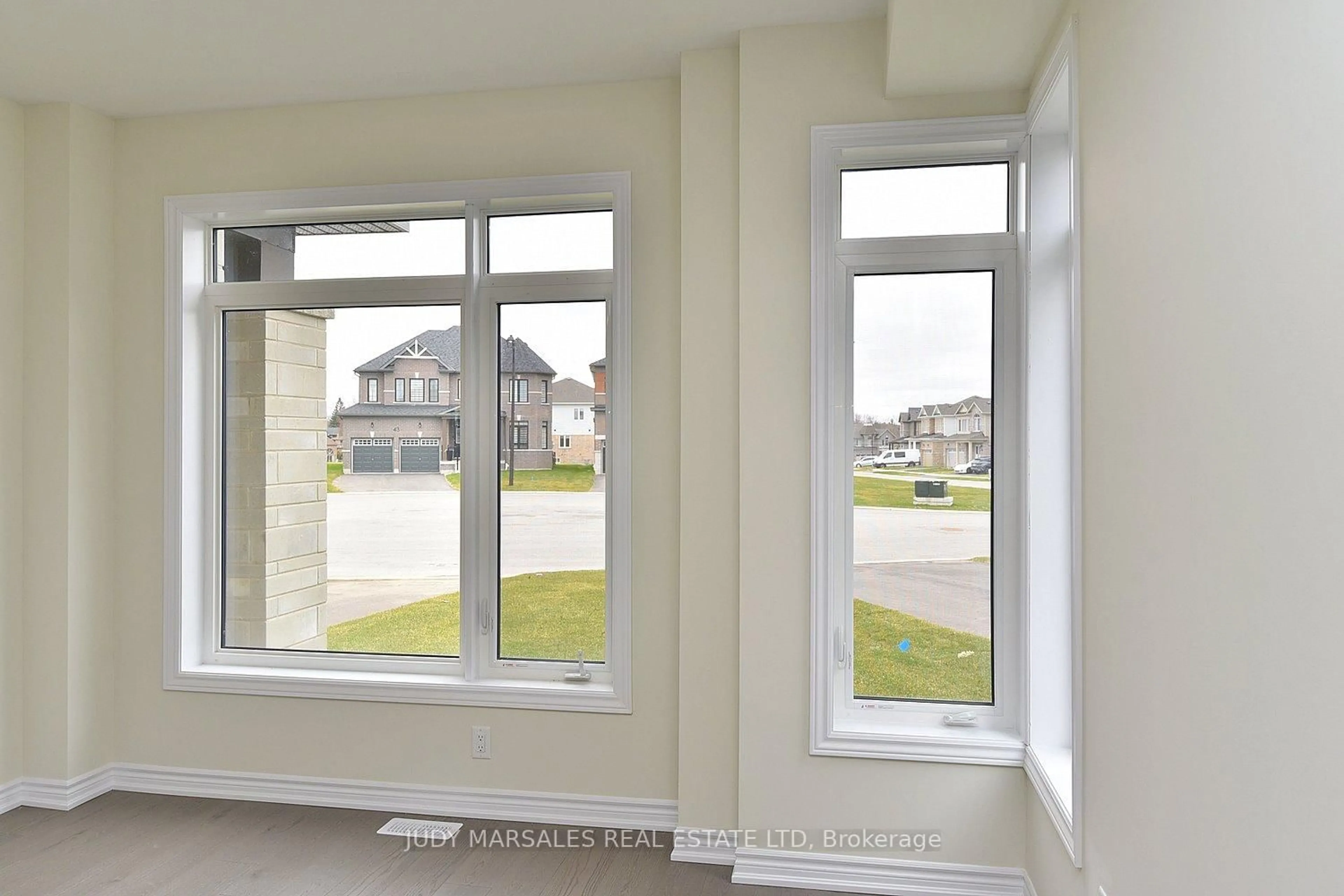 A pic of a room for 42 Mears Pl, Brant Ontario N3L 0M6