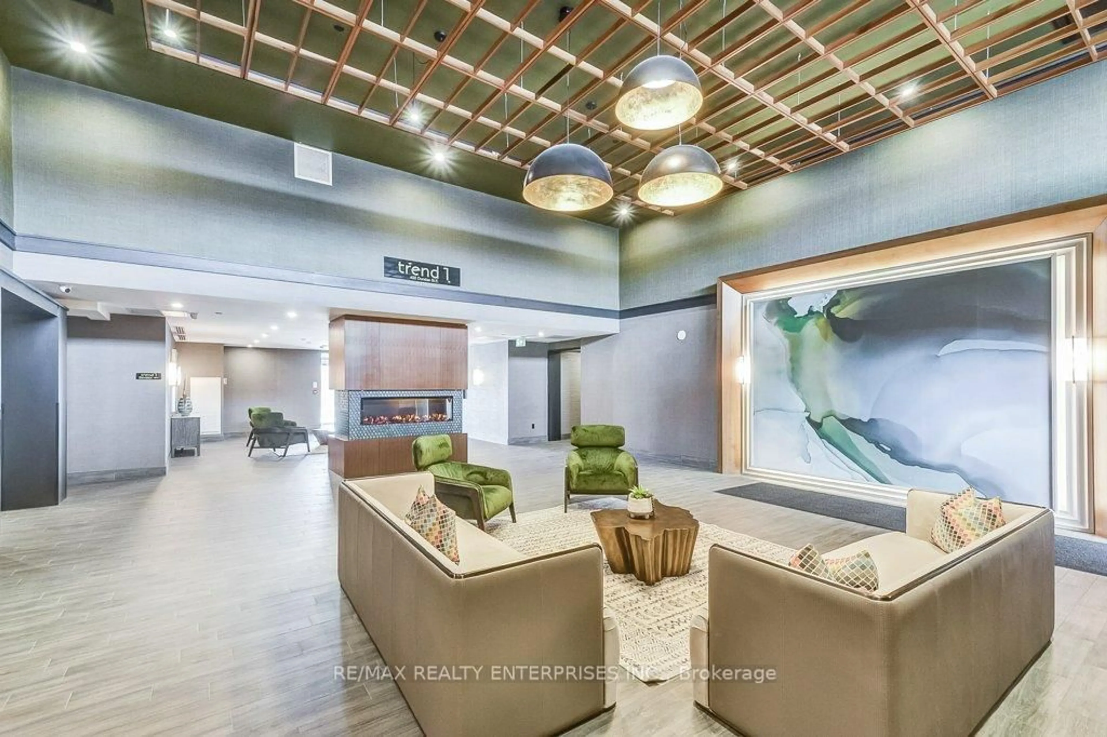 Lobby for 450 Dundas St #520, Hamilton Ontario L8B 2A6