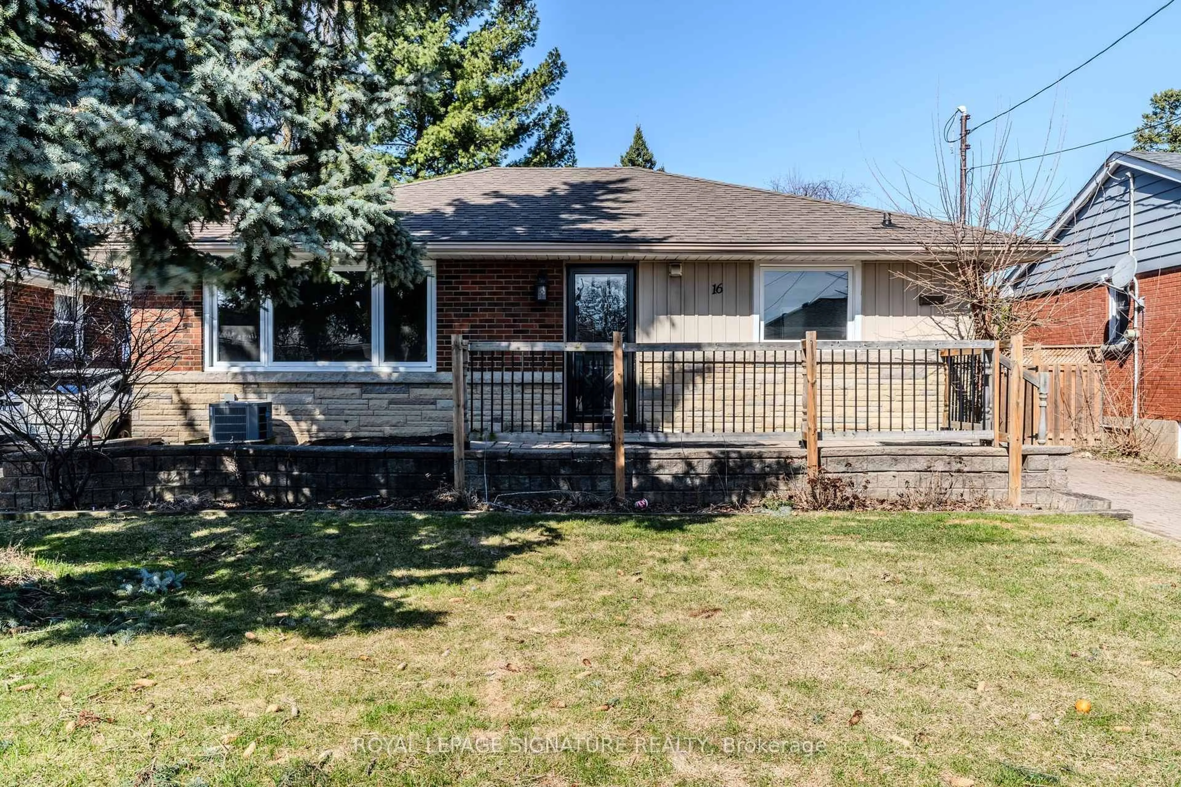 Unknown for 16 Toby Cres, Hamilton Ontario L8T 2N6