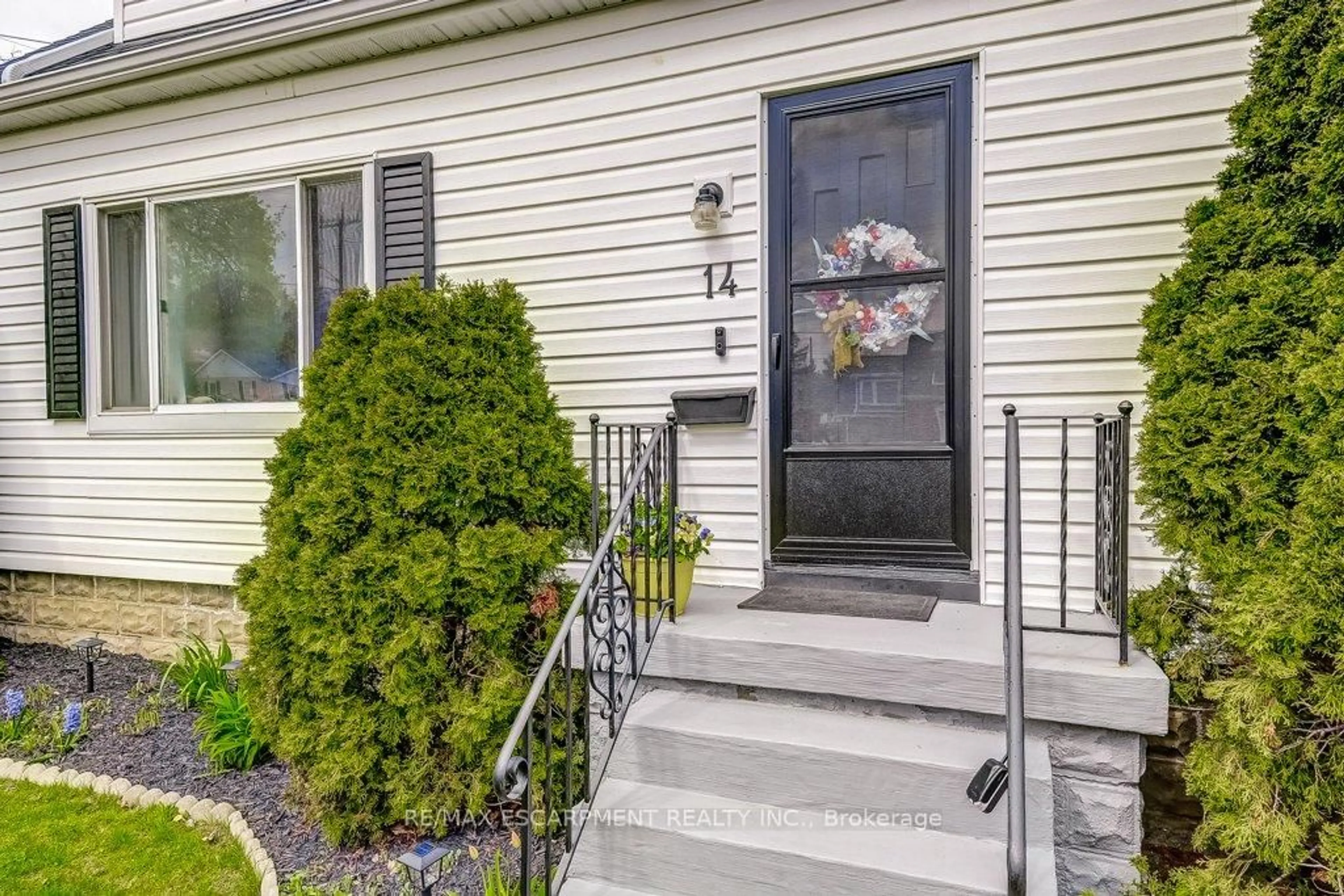 Unknown for 14 WALKER Ave, Hamilton Ontario L8G 1S6