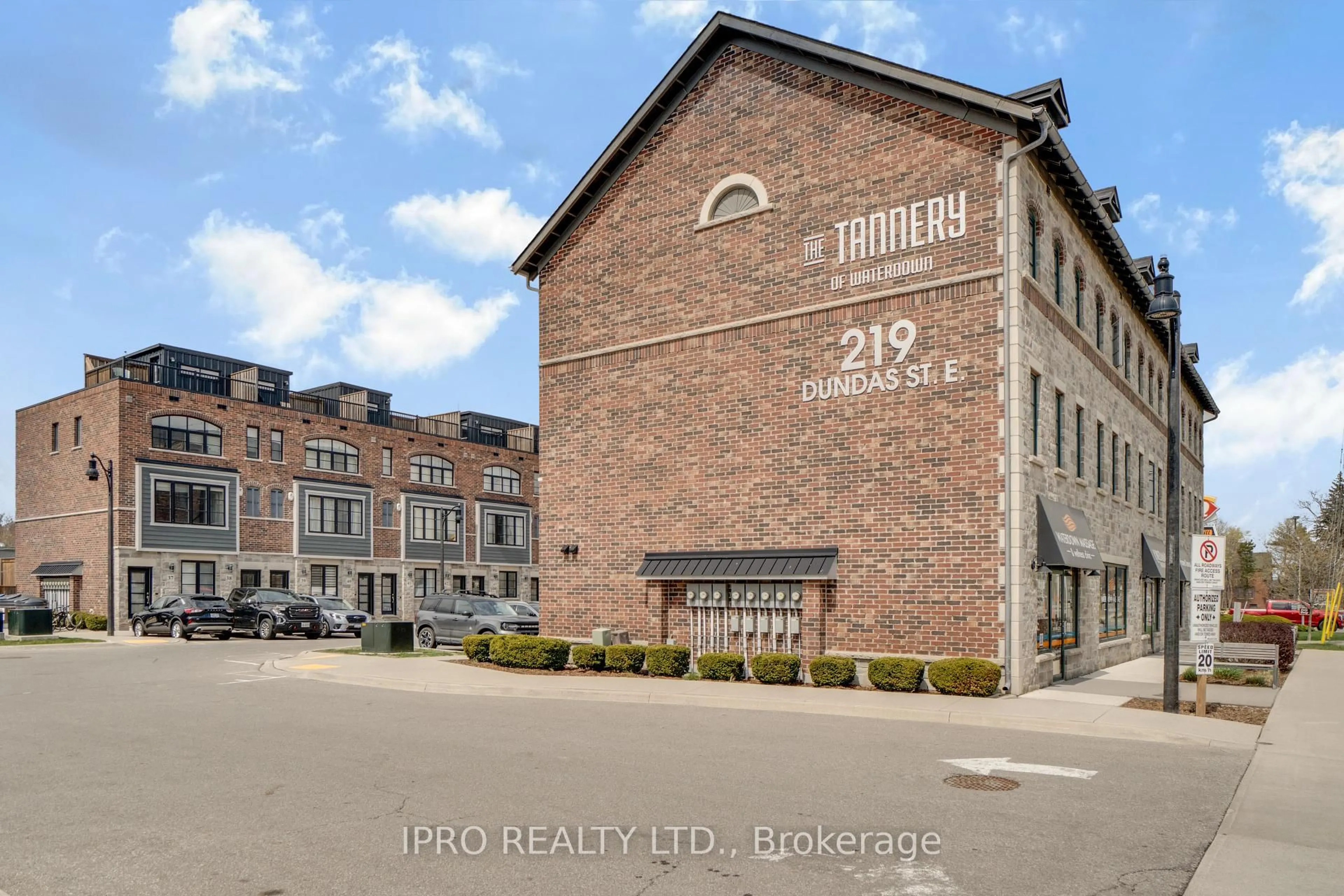 Unknown for 219 Dundas St #46, Hamilton Ontario L8B 1V9