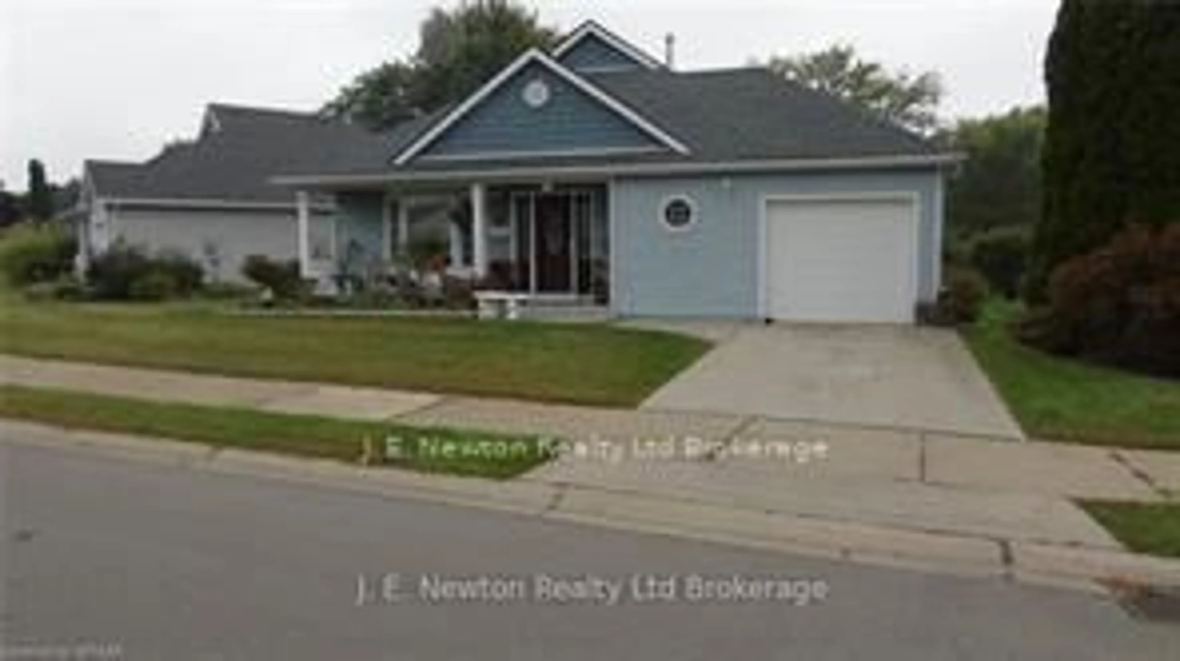 Unknown for 5 Dereham Dr, Tillsonburg Ontario N4G 5L8