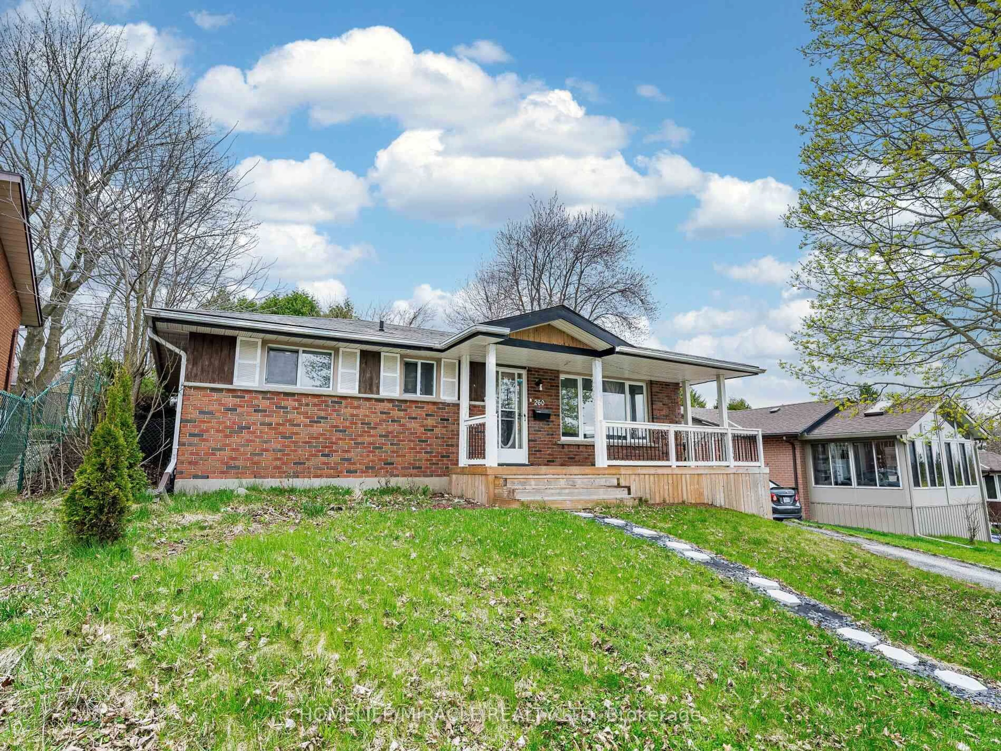 Home with brick exterior material, street for 260 Broadview Ave, Woodstock Ontario N4S 2S6