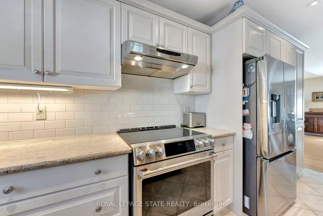 Additional property image - 542 Jerseyville Rd