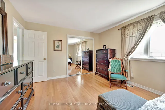 Additional property image - 542 Jerseyville Rd