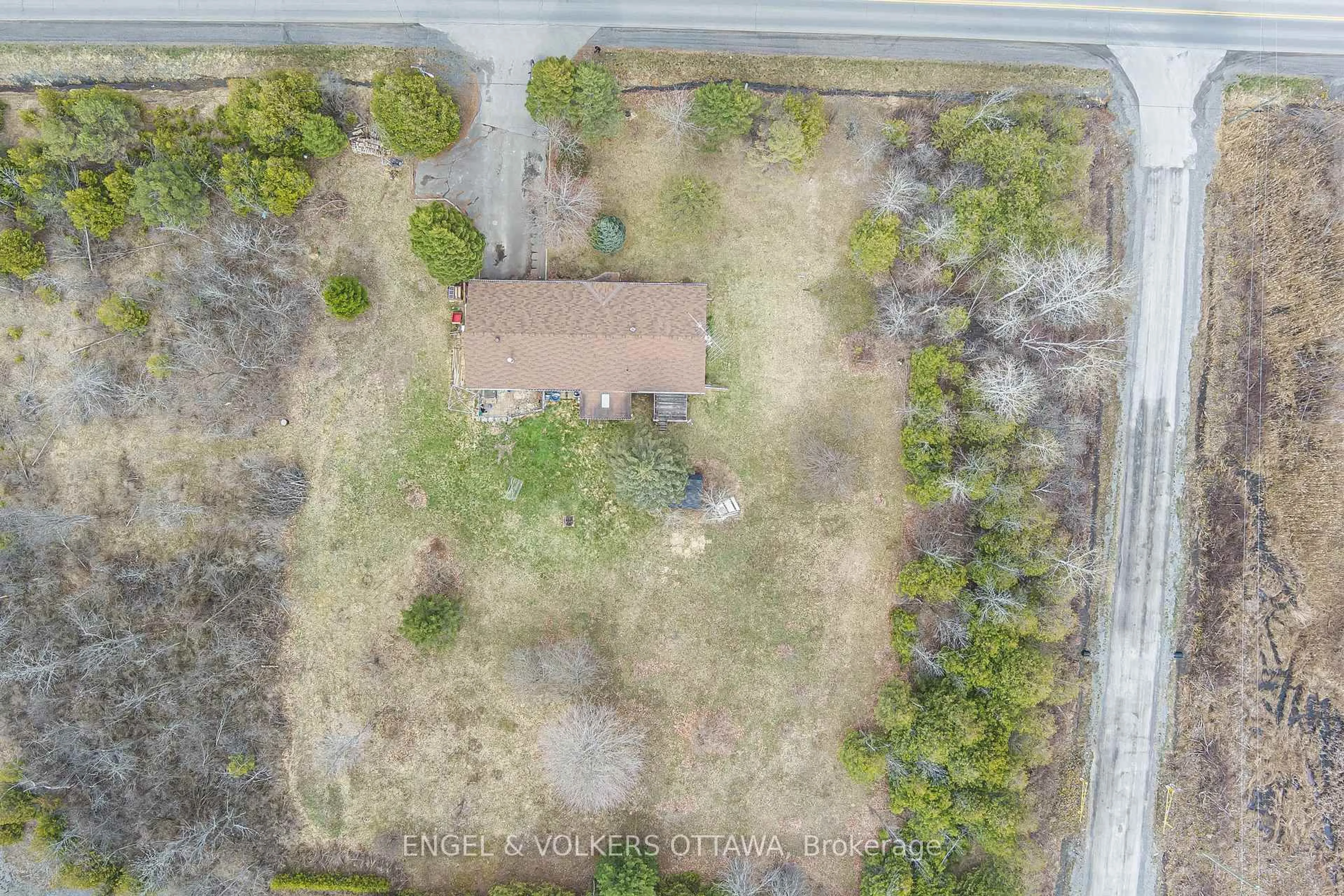 A pic from outside/outdoor area/front of a property/back of a property/a pic from drone, street for 684 County Road 44 Rd, North Grenville Ontario K0G 1J0